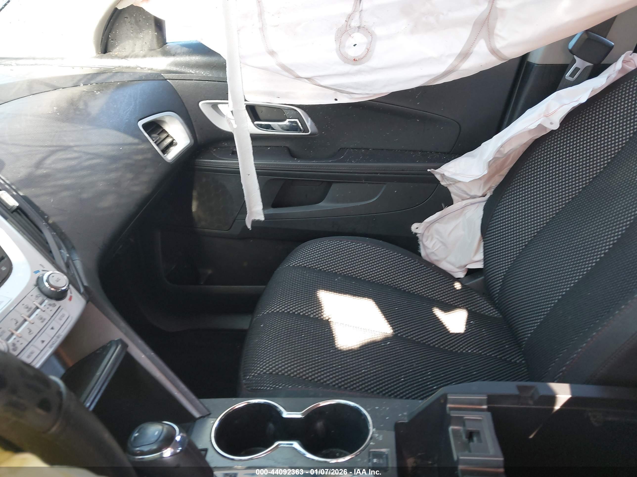 CHEVROLET EQUINOX image 5
