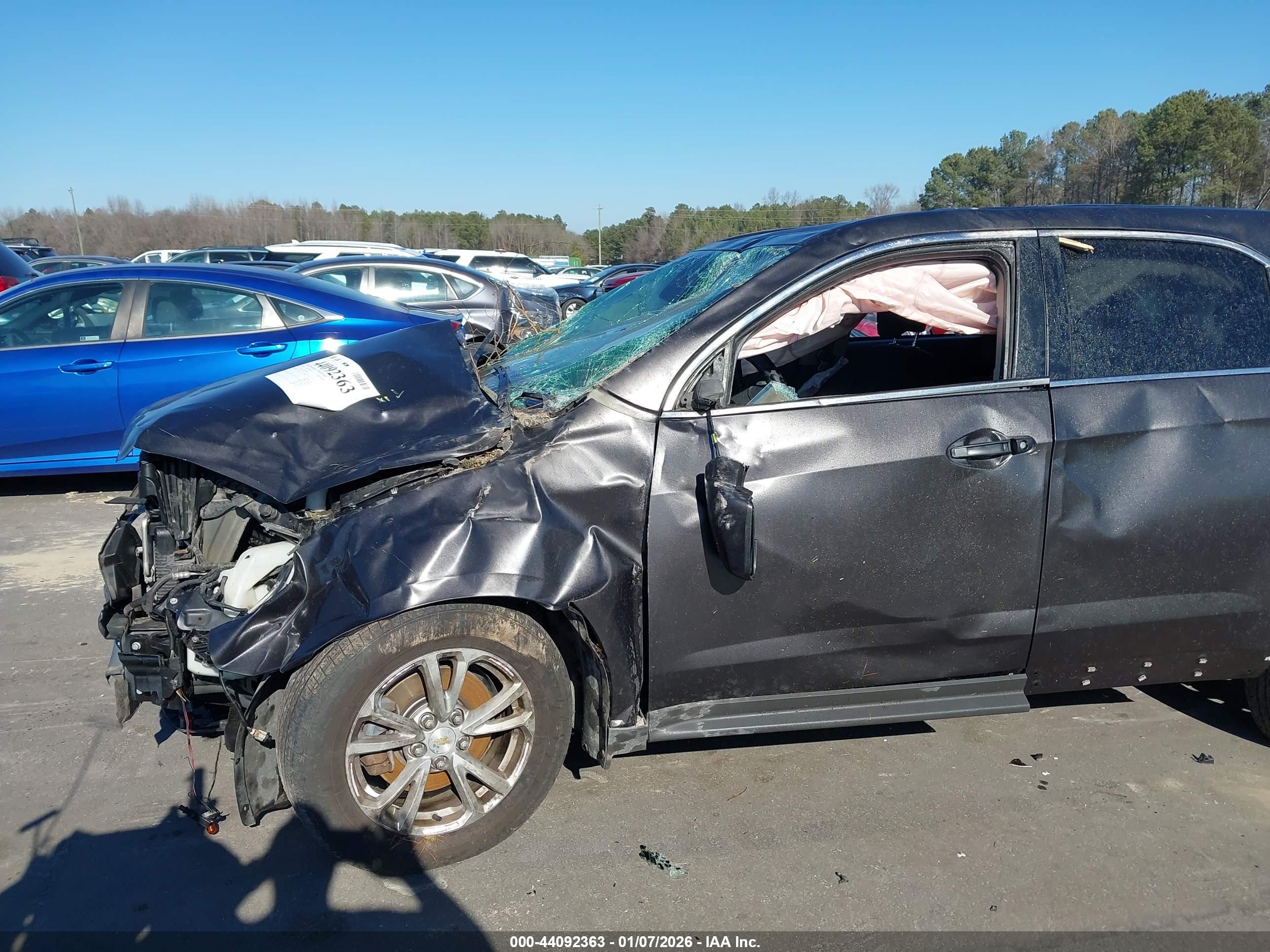 CHEVROLET EQUINOX image 6