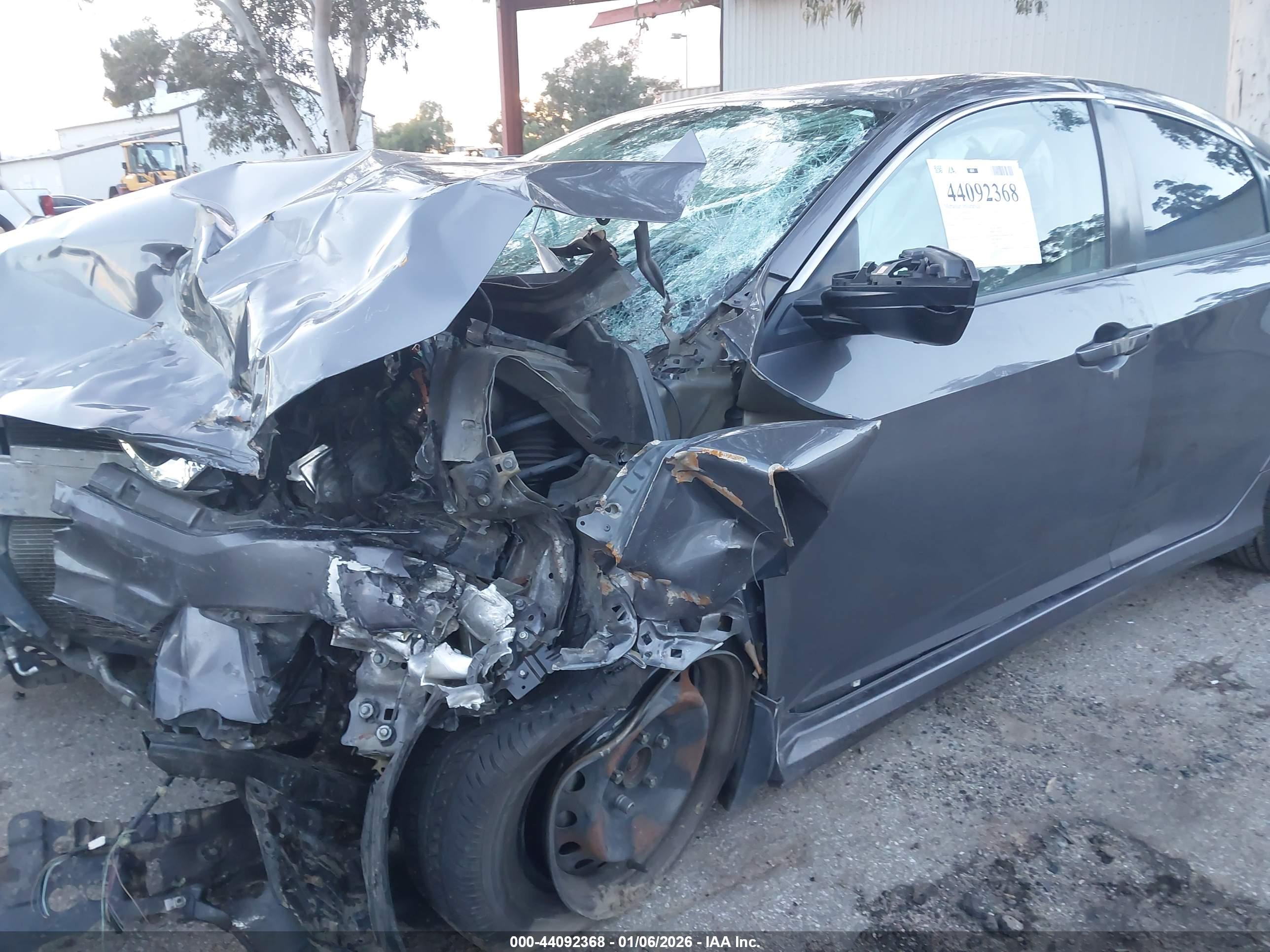 HONDA CIVIC image 6