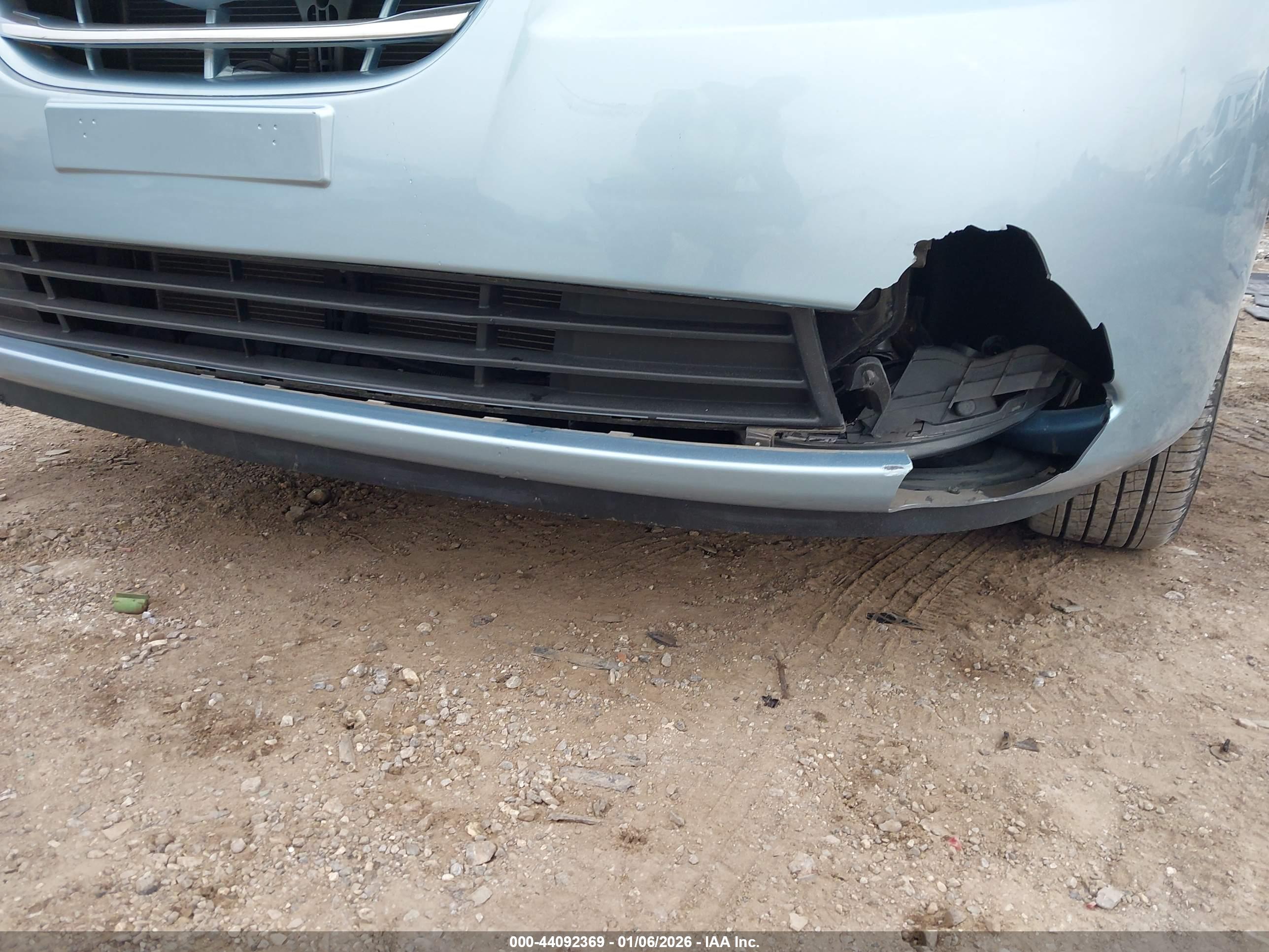 HYUNDAI ELANTRA image 6