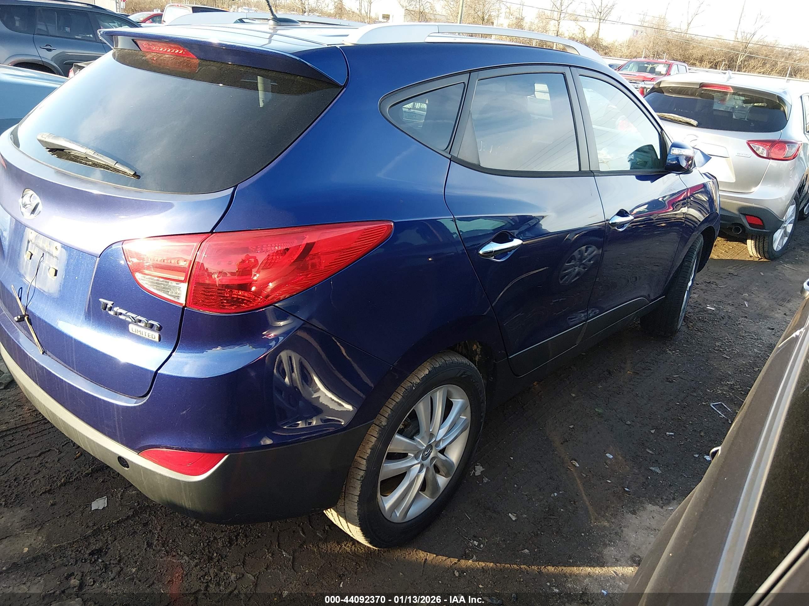 HYUNDAI TUCSON image 4