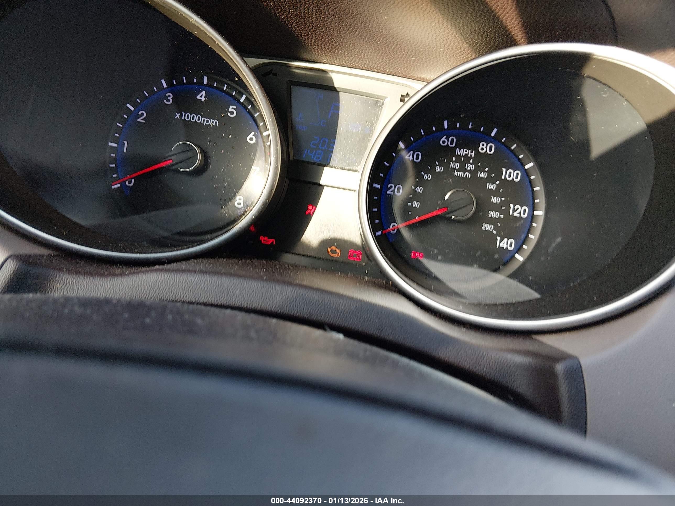 HYUNDAI TUCSON image 7