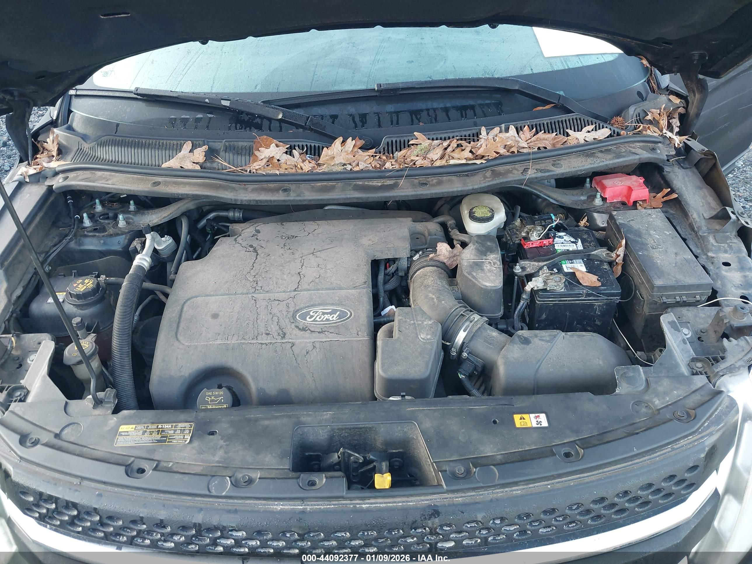 FORD EXPLORER image 10