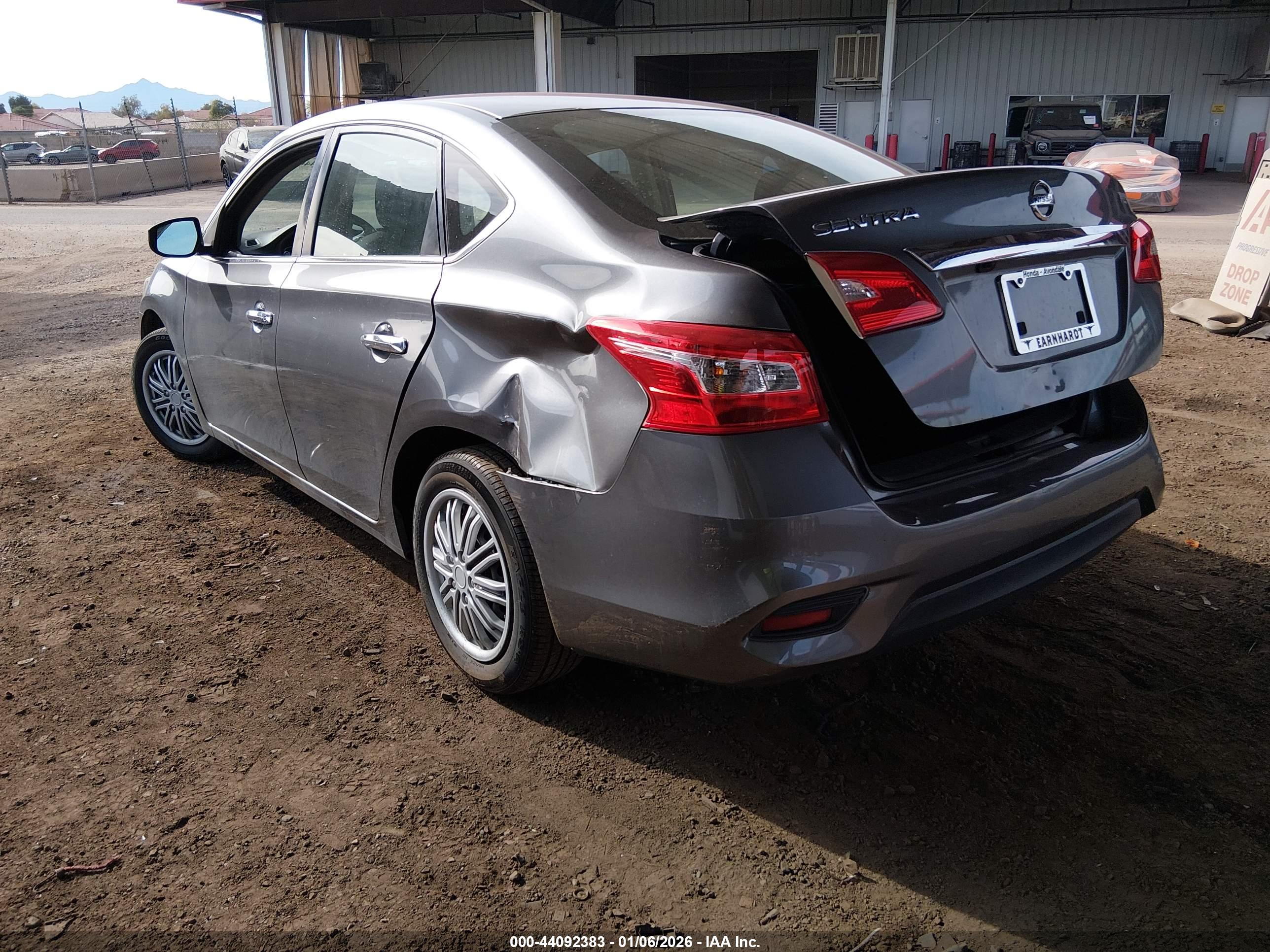 NISSAN SENTRA image 3