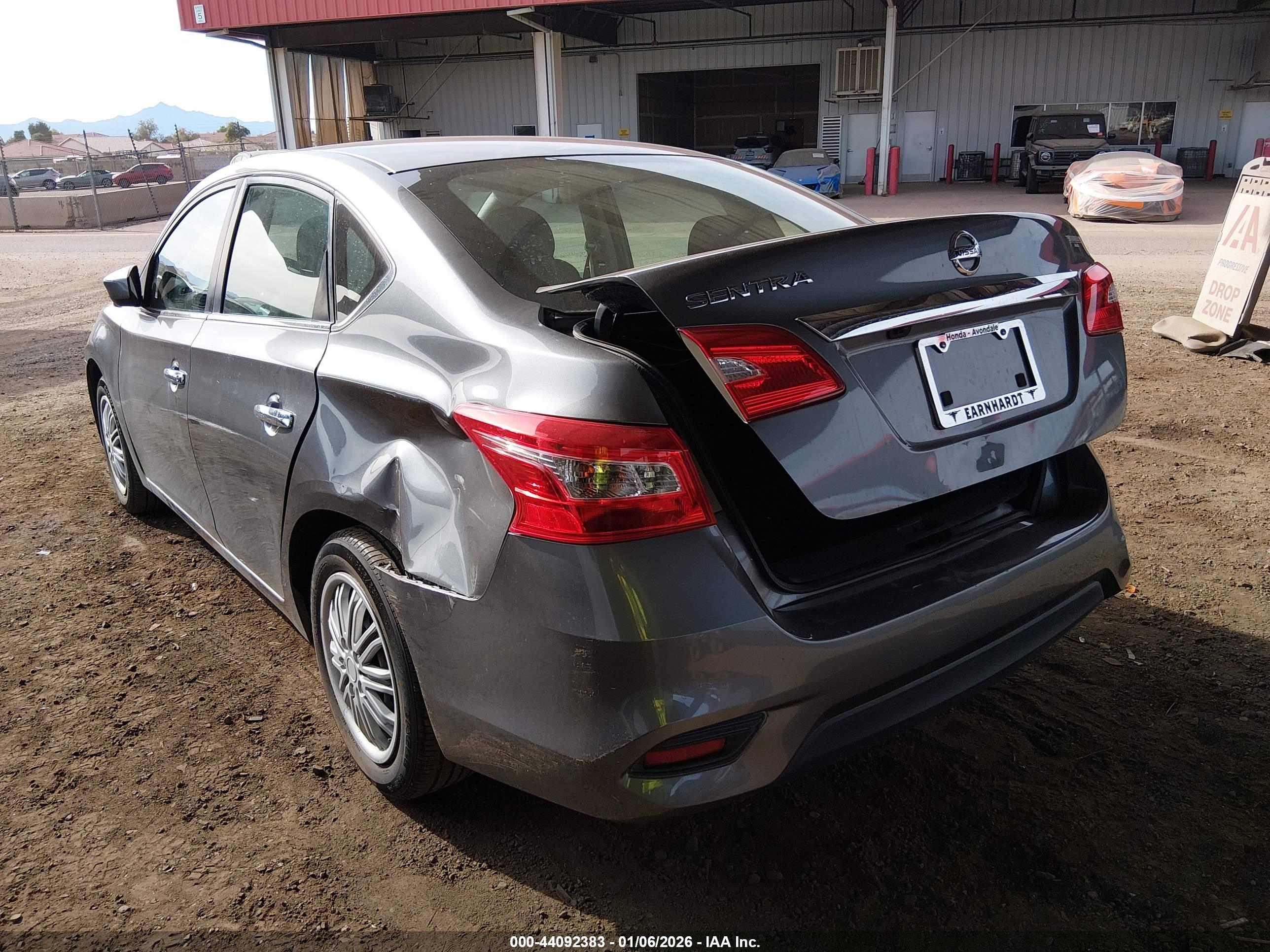 NISSAN SENTRA image 6