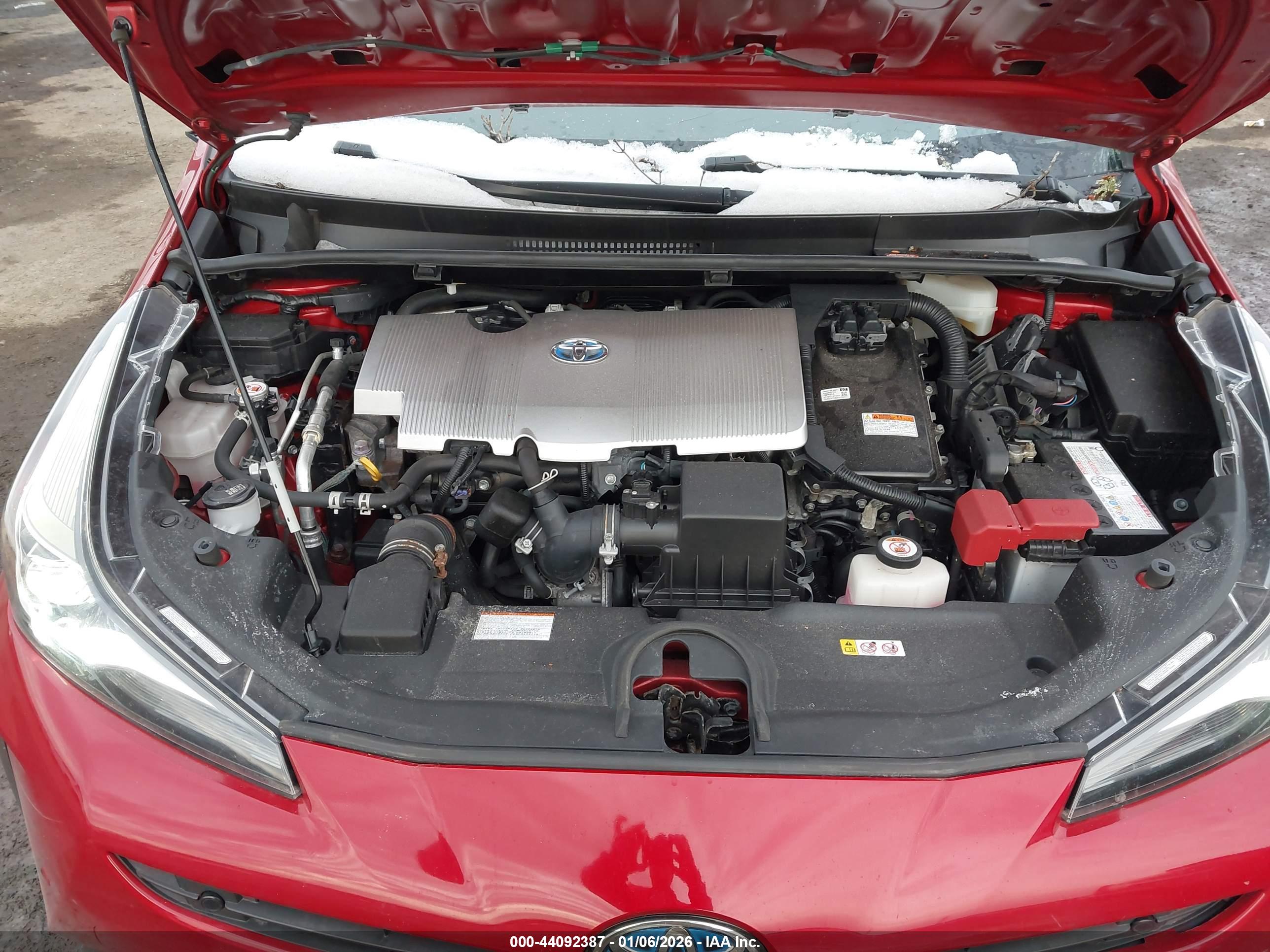 TOYOTA PRIUS image 10