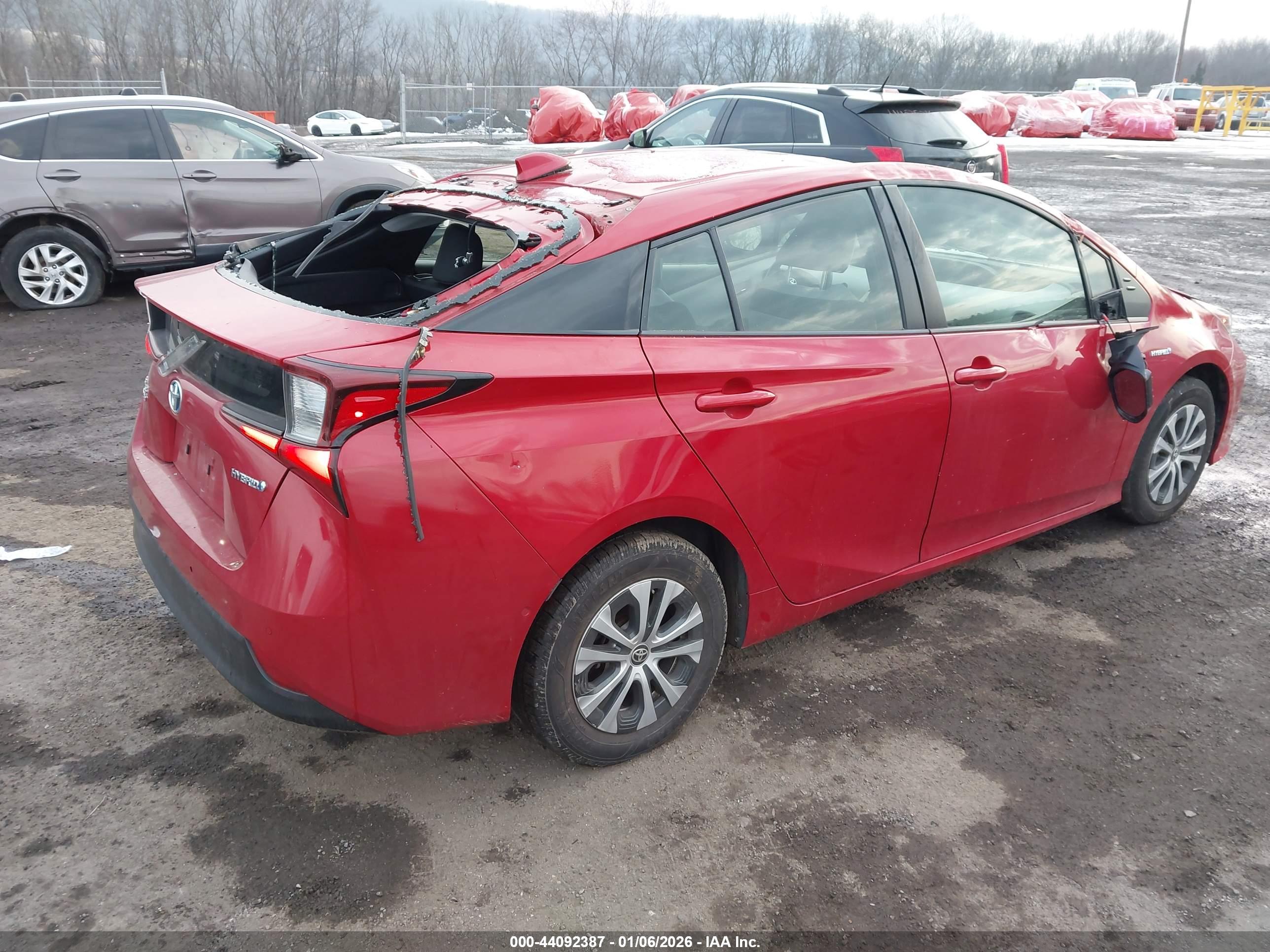TOYOTA PRIUS image 4
