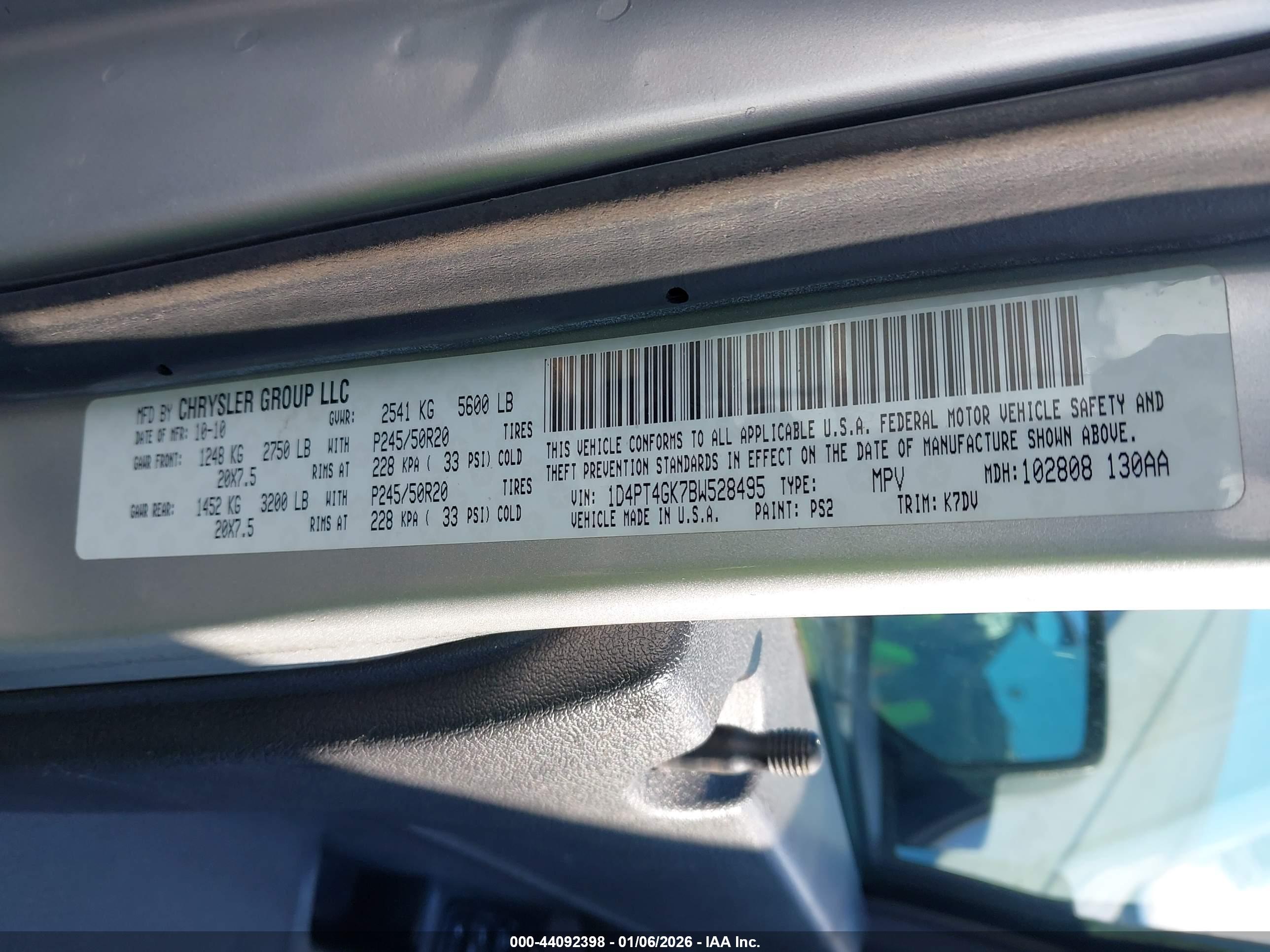 DODGE NITRO image 9
