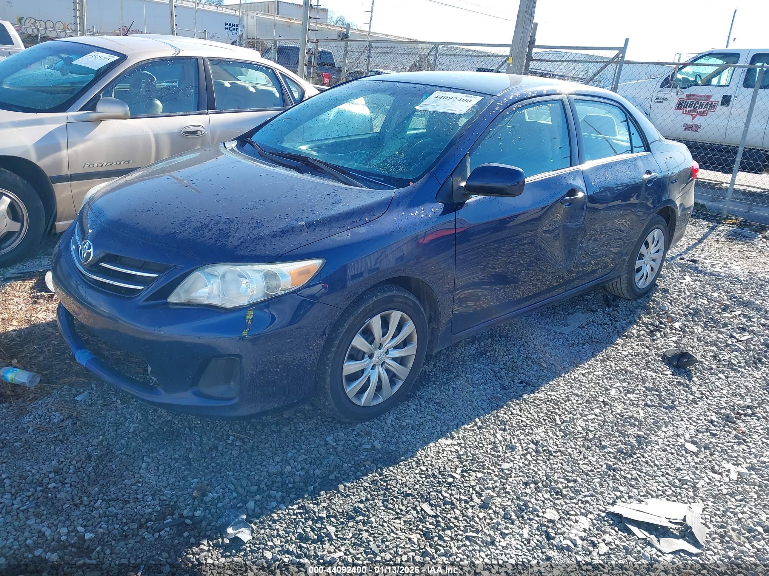 TOYOTA COROLLA image 2