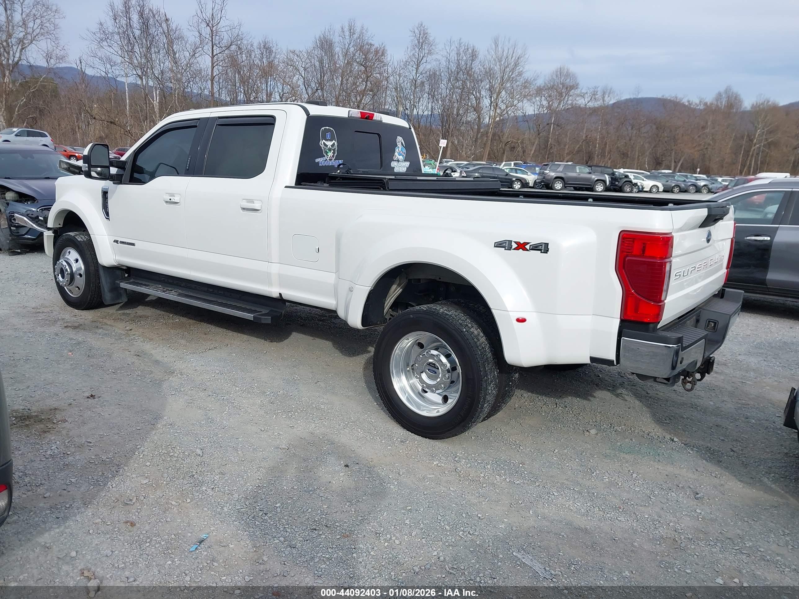 FORD F-450 image 3