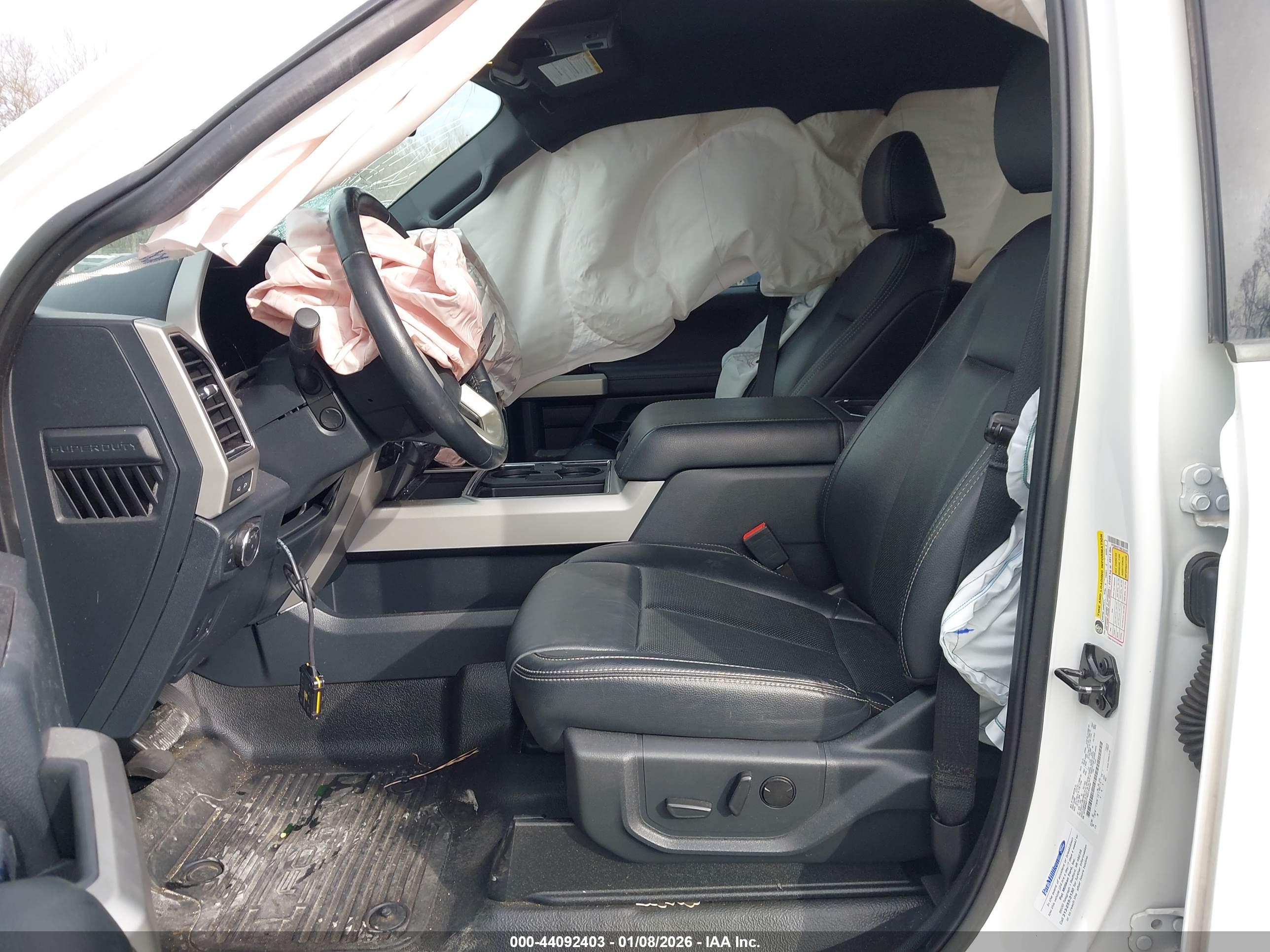 FORD F-450 image 8