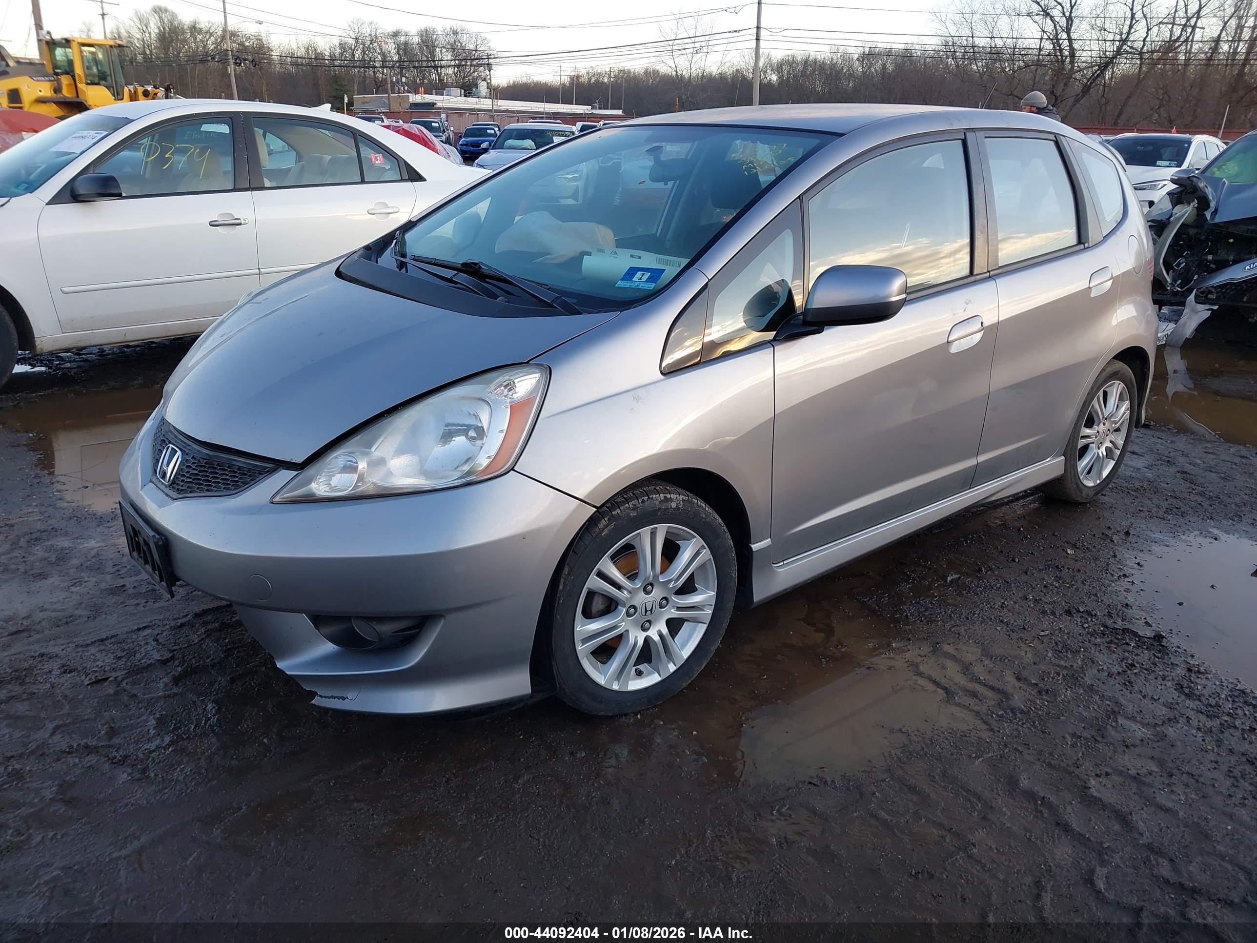 HONDA FIT image 2
