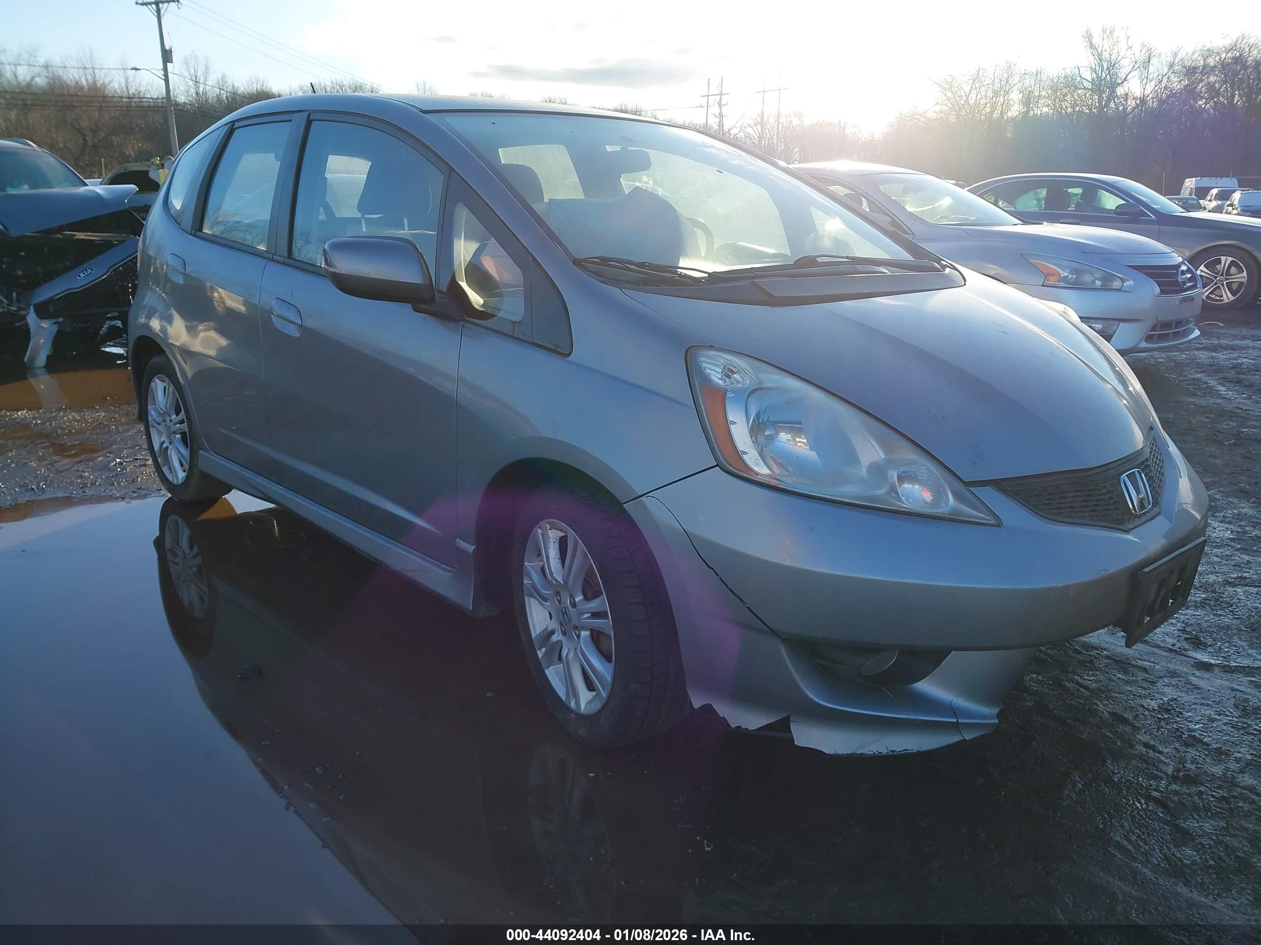 HONDA FIT image 6