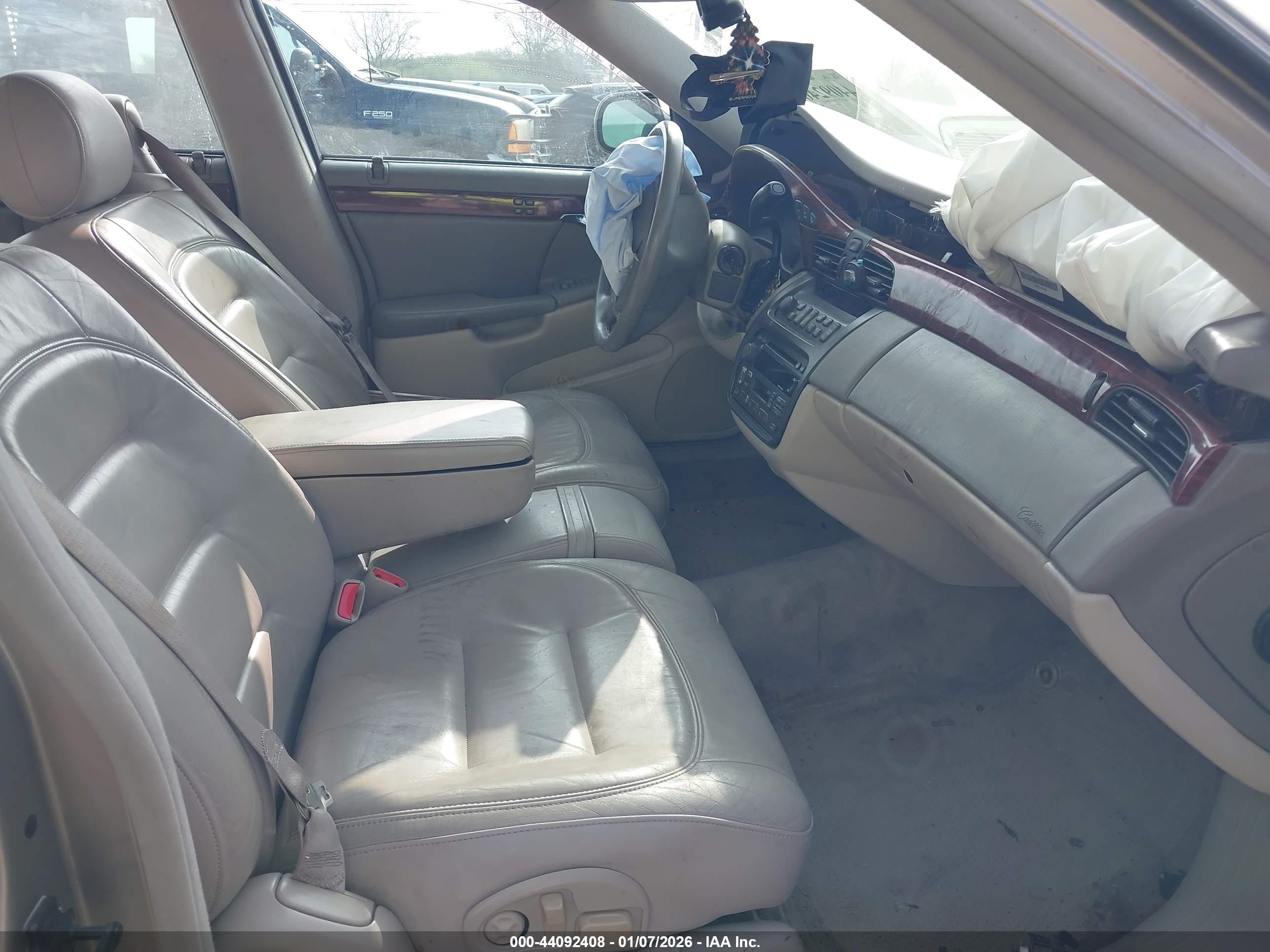 CADILLAC DEVILLE image 5