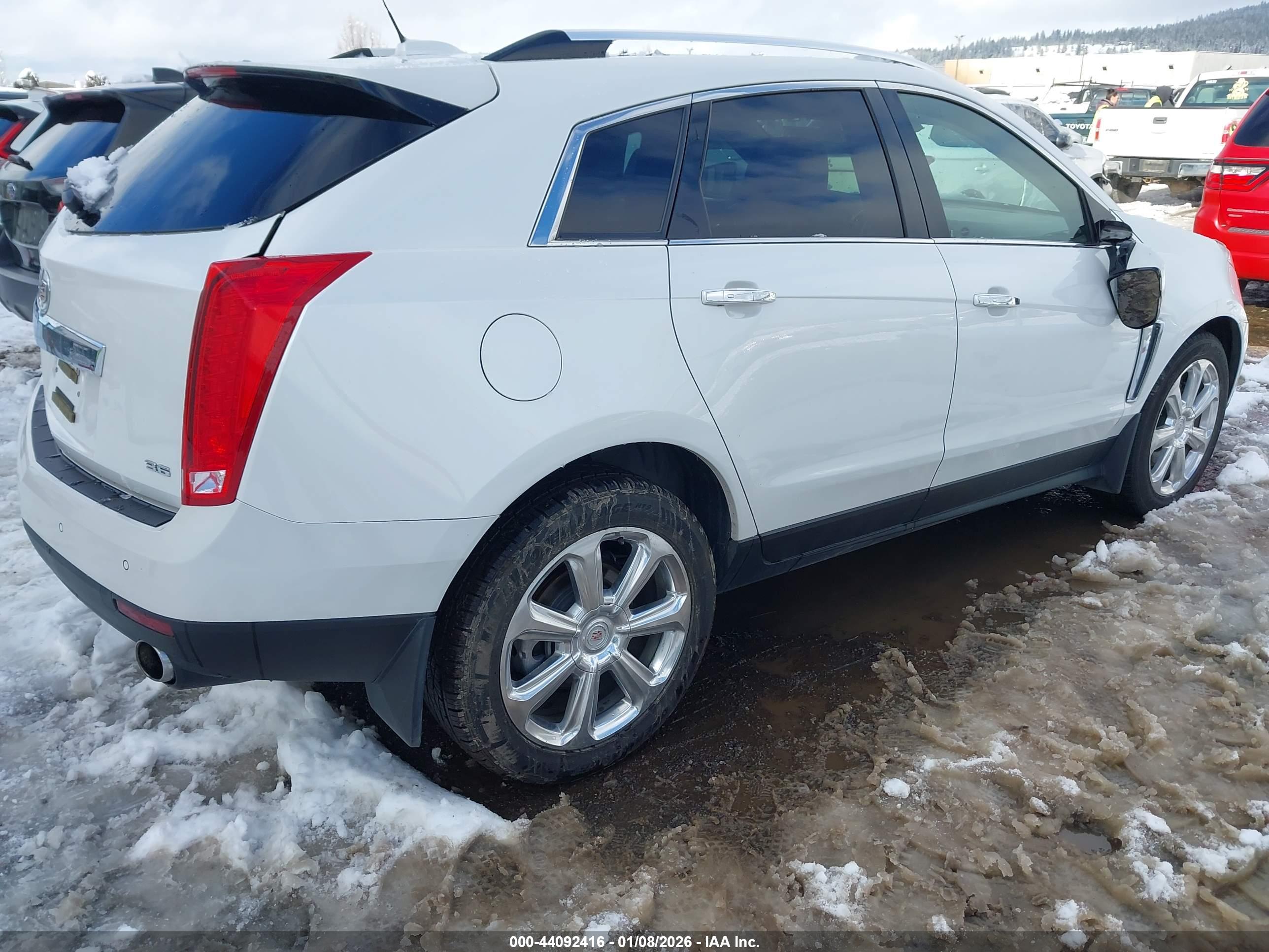 CADILLAC SRX image 4