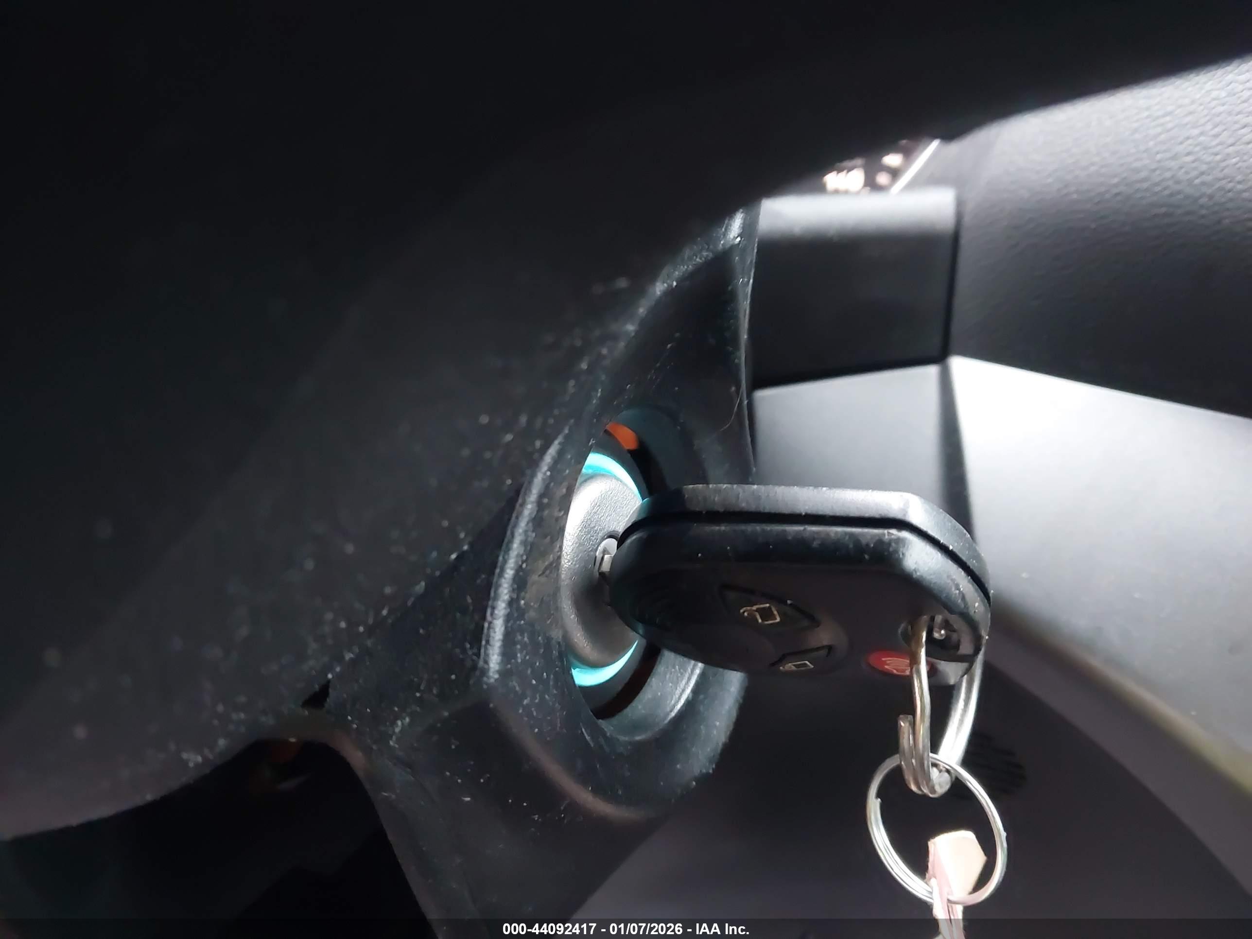 FORD ESCAPE image 11