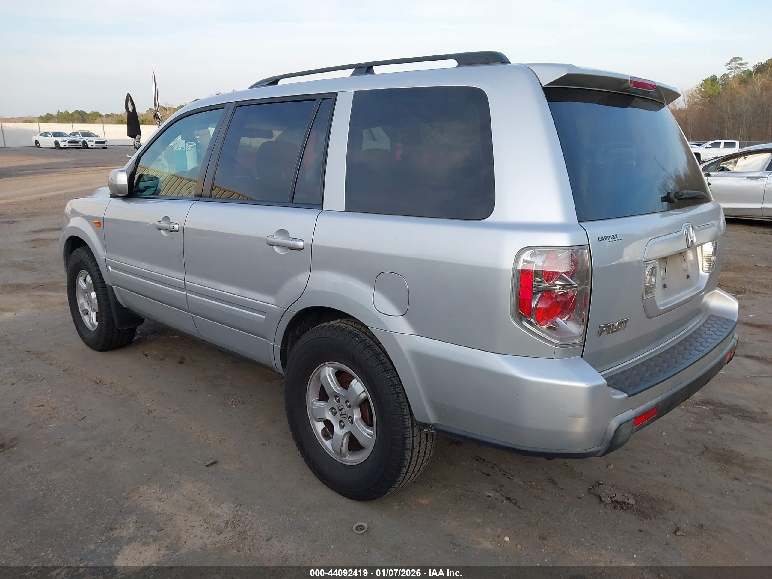 HONDA PILOT image 3