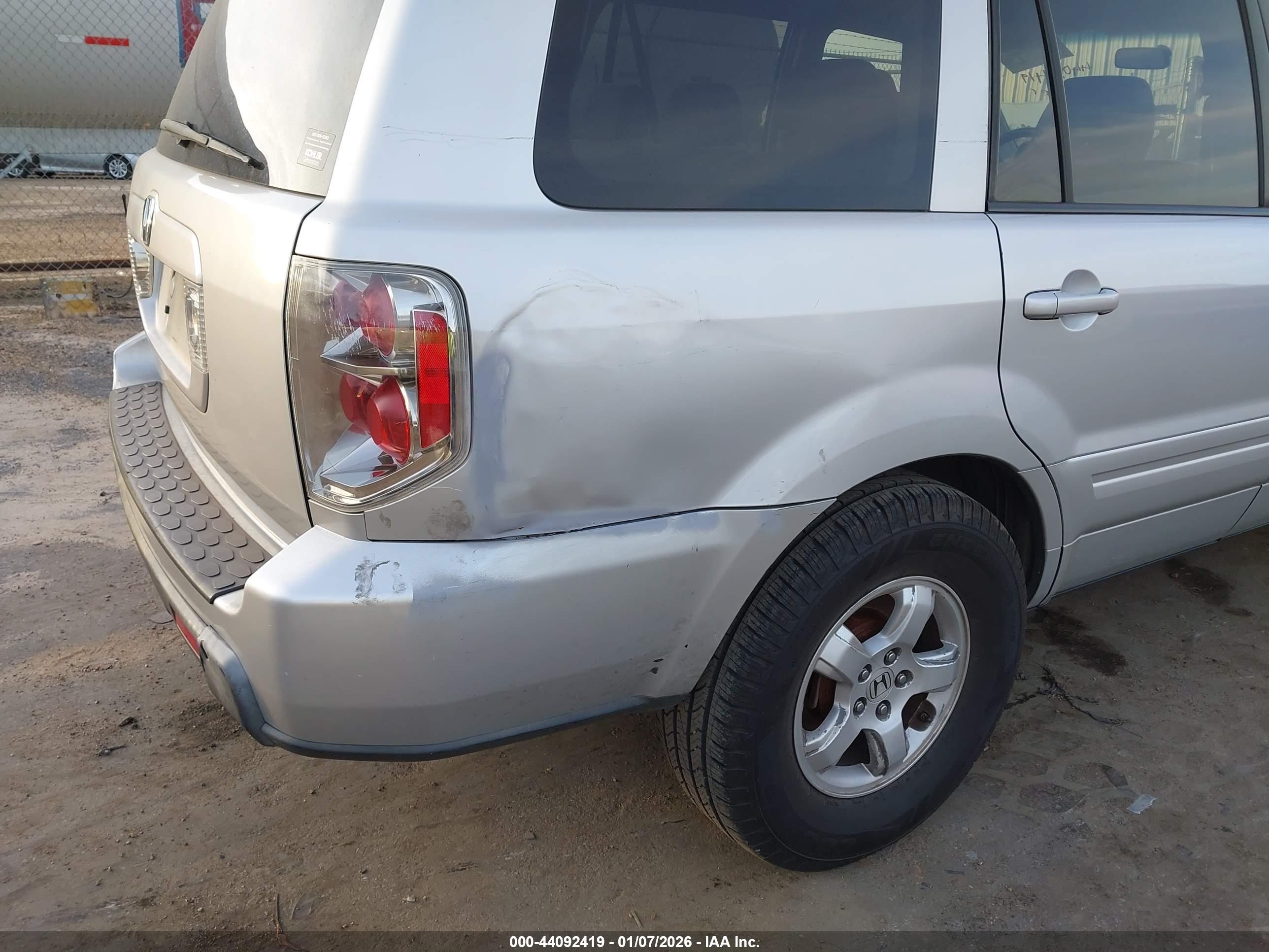 HONDA PILOT image 6