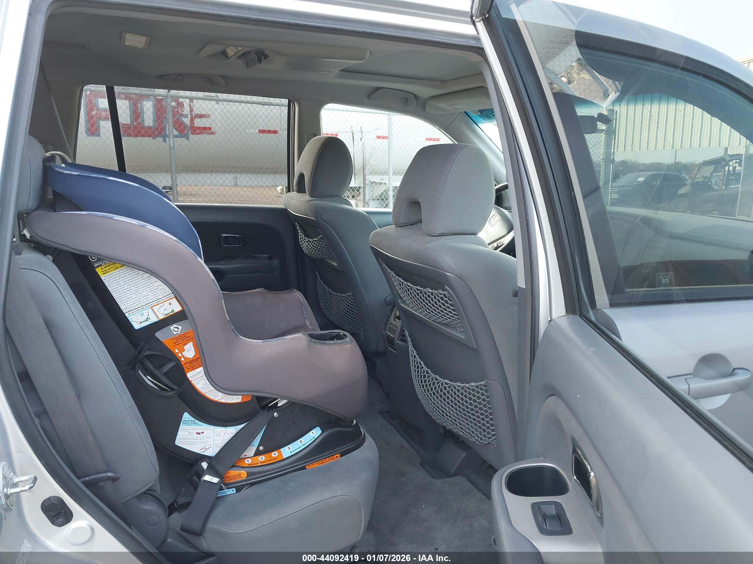 HONDA PILOT image 8