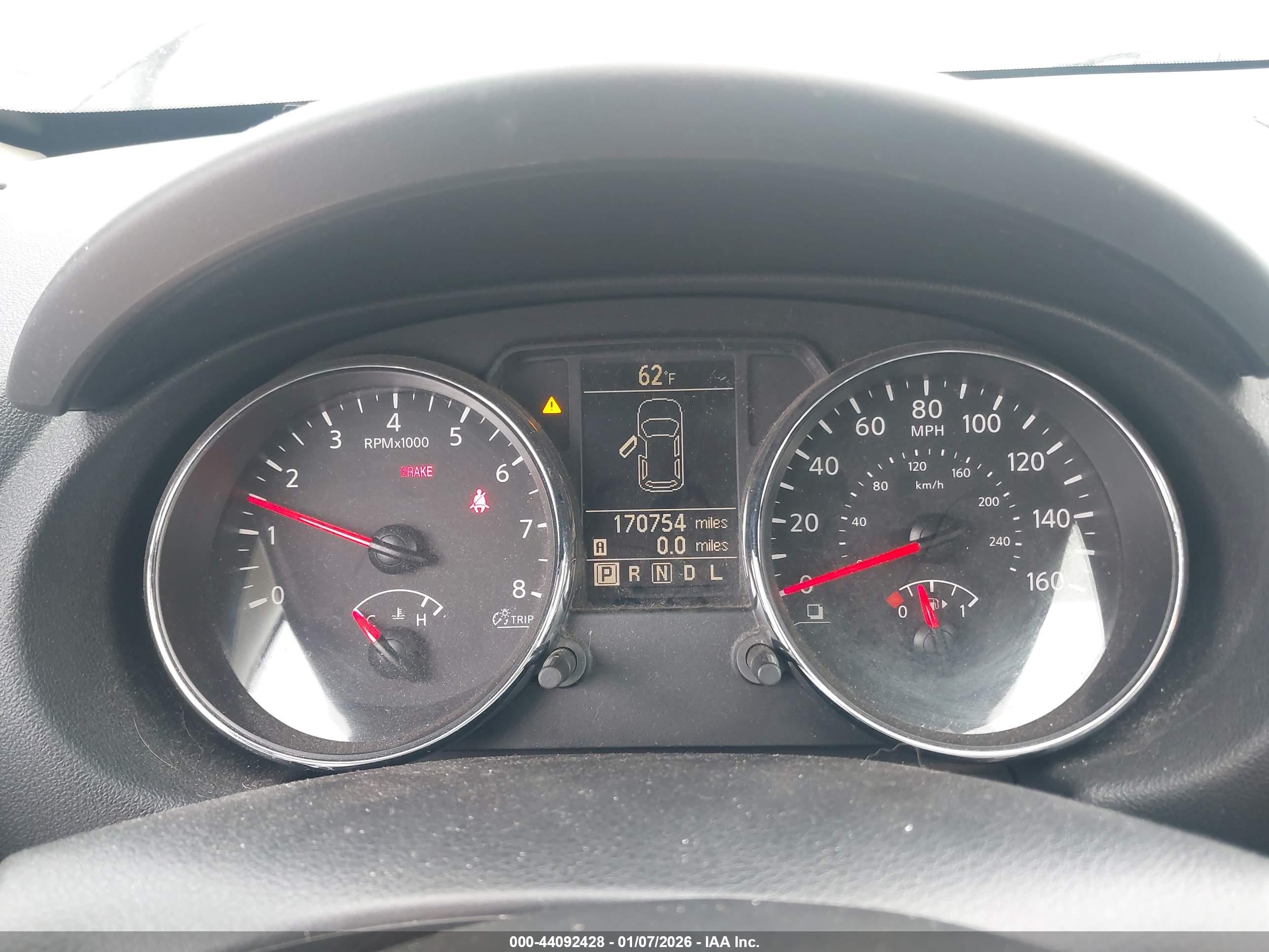 NISSAN ROGUE image 7