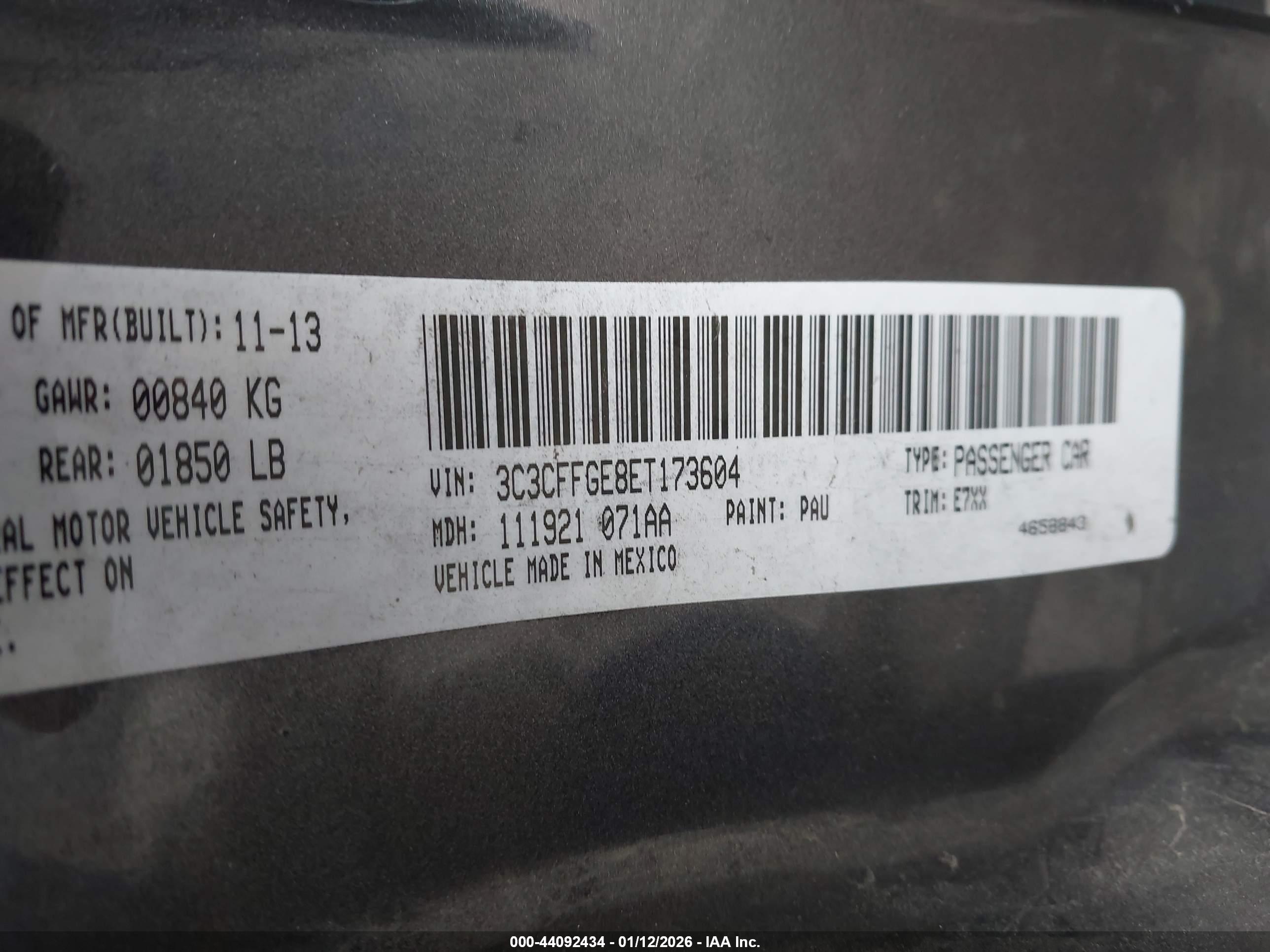 FIAT 500E image 9