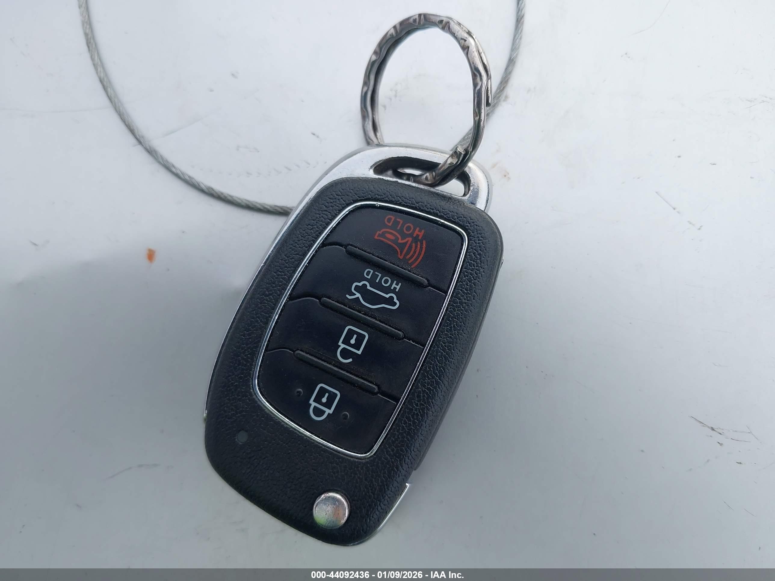HYUNDAI SONATA image 11