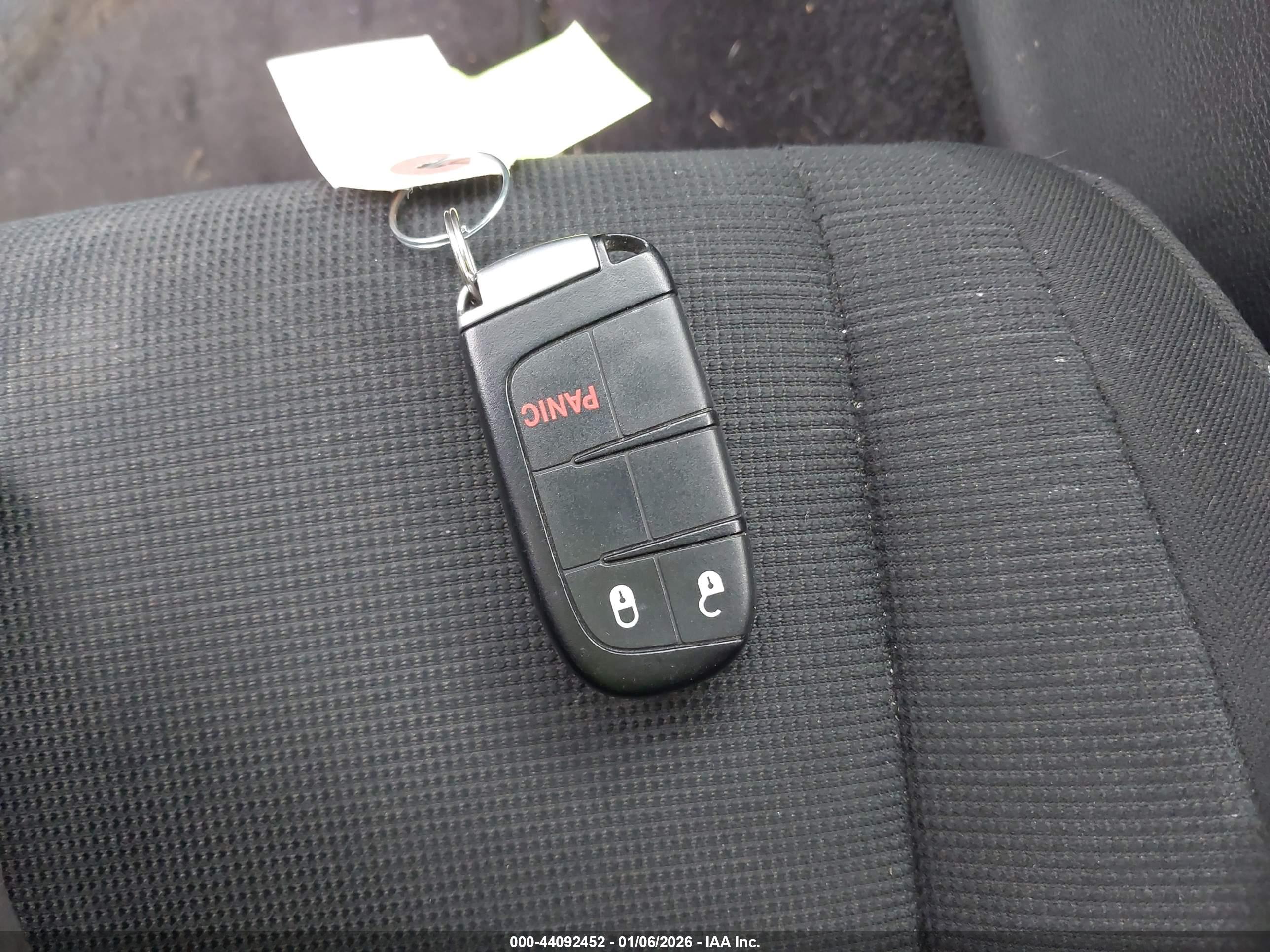 JEEP GRAND image 11