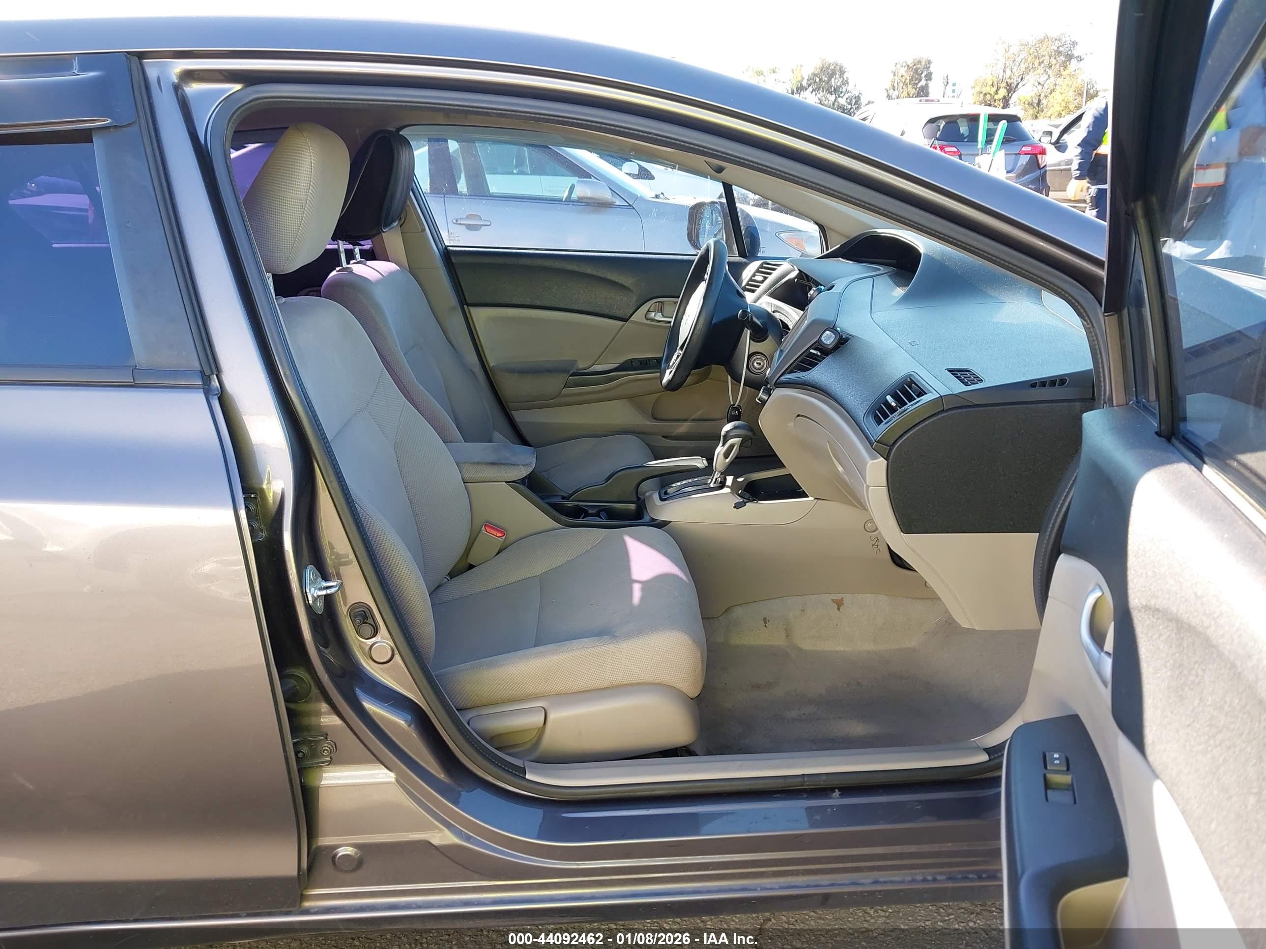 HONDA CIVIC image 5