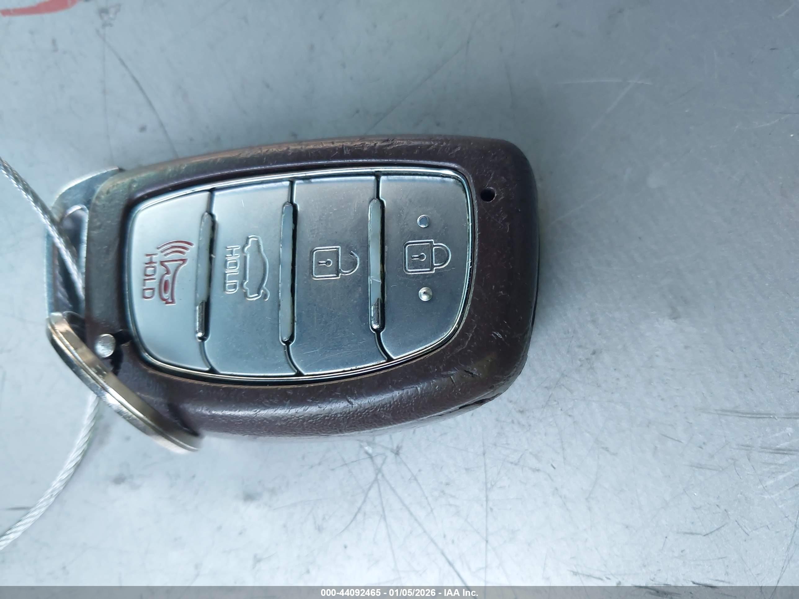 HYUNDAI SONATA image 11