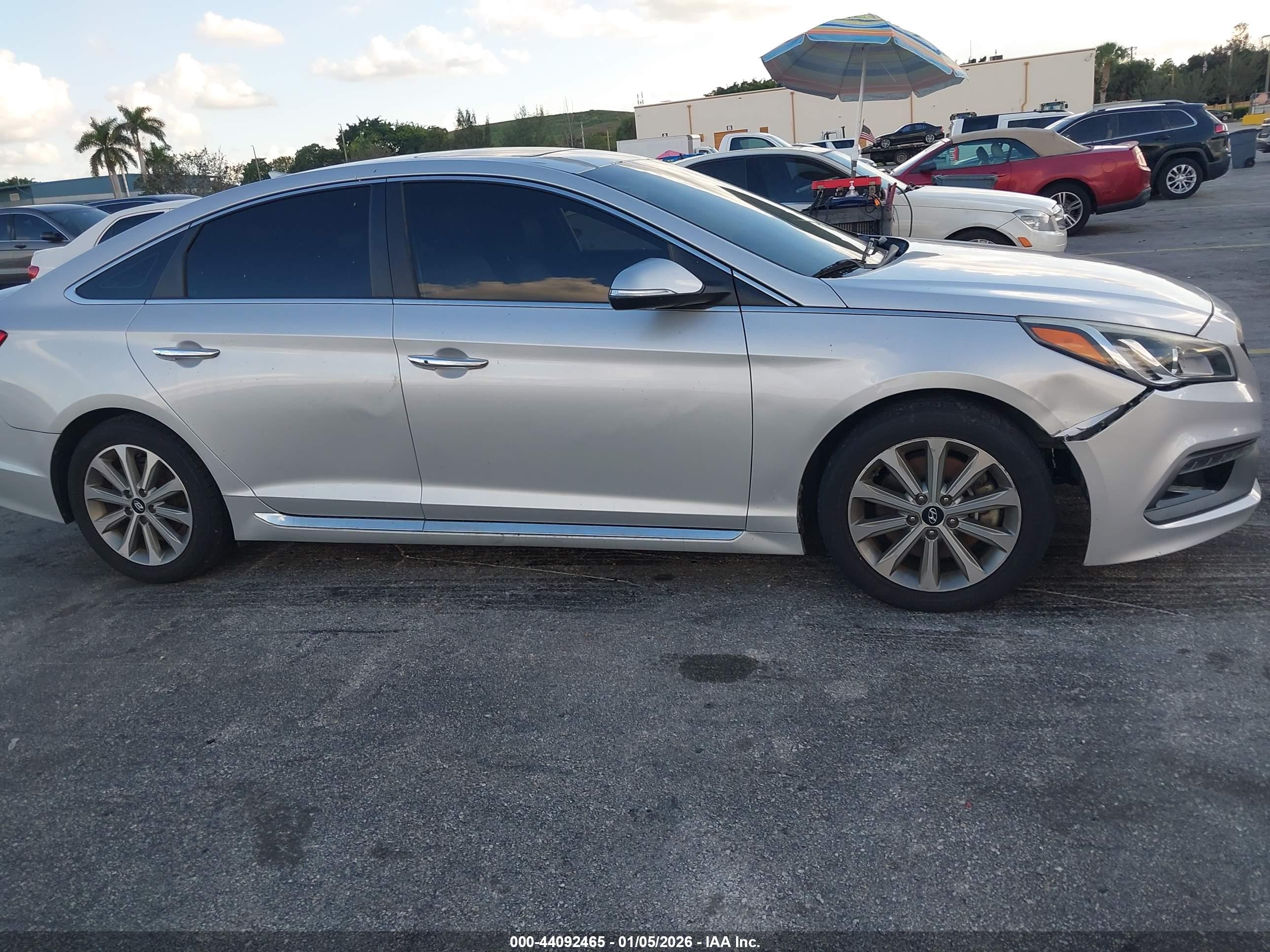 HYUNDAI SONATA image 6