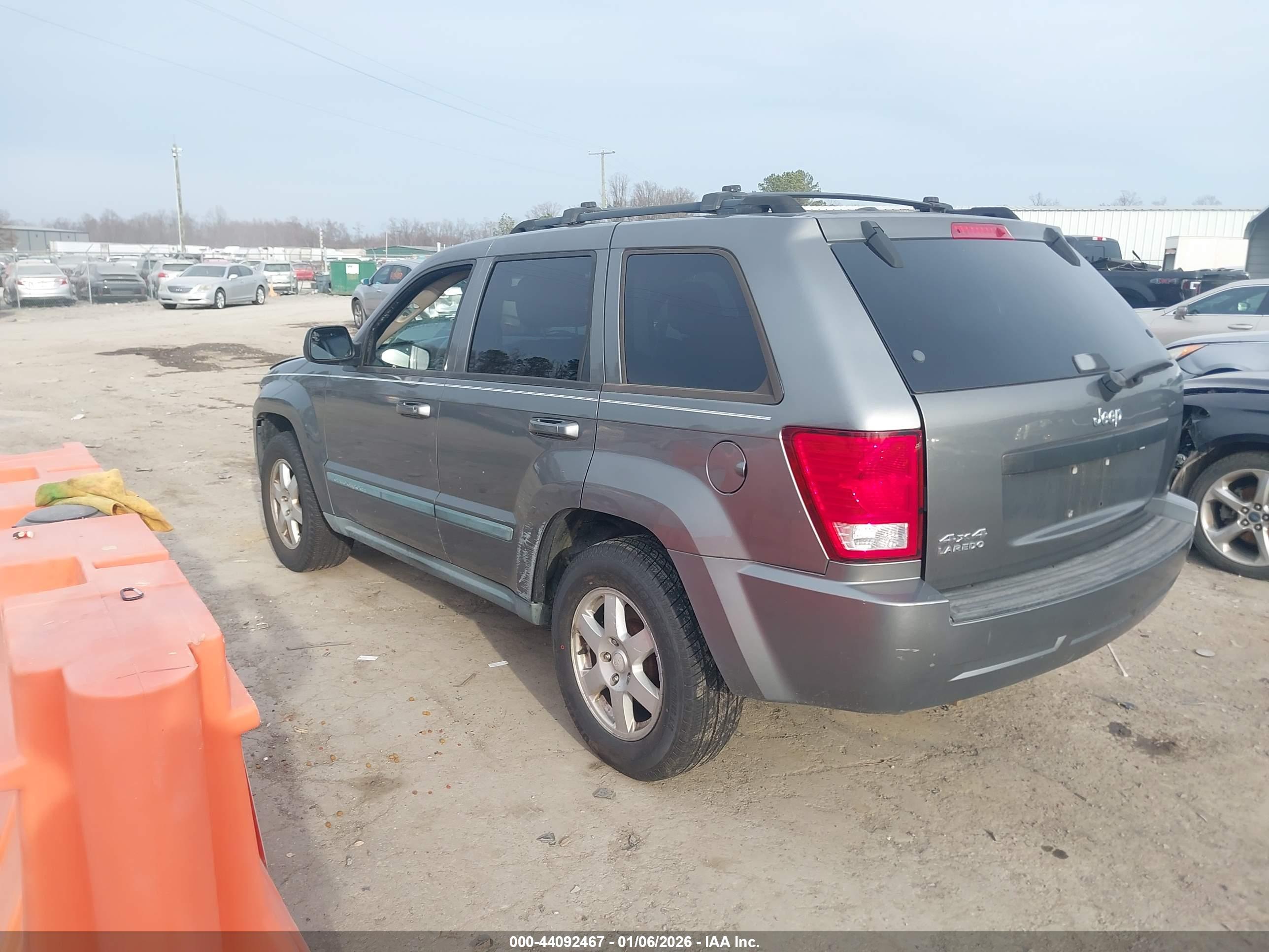 JEEP GRAND image 3