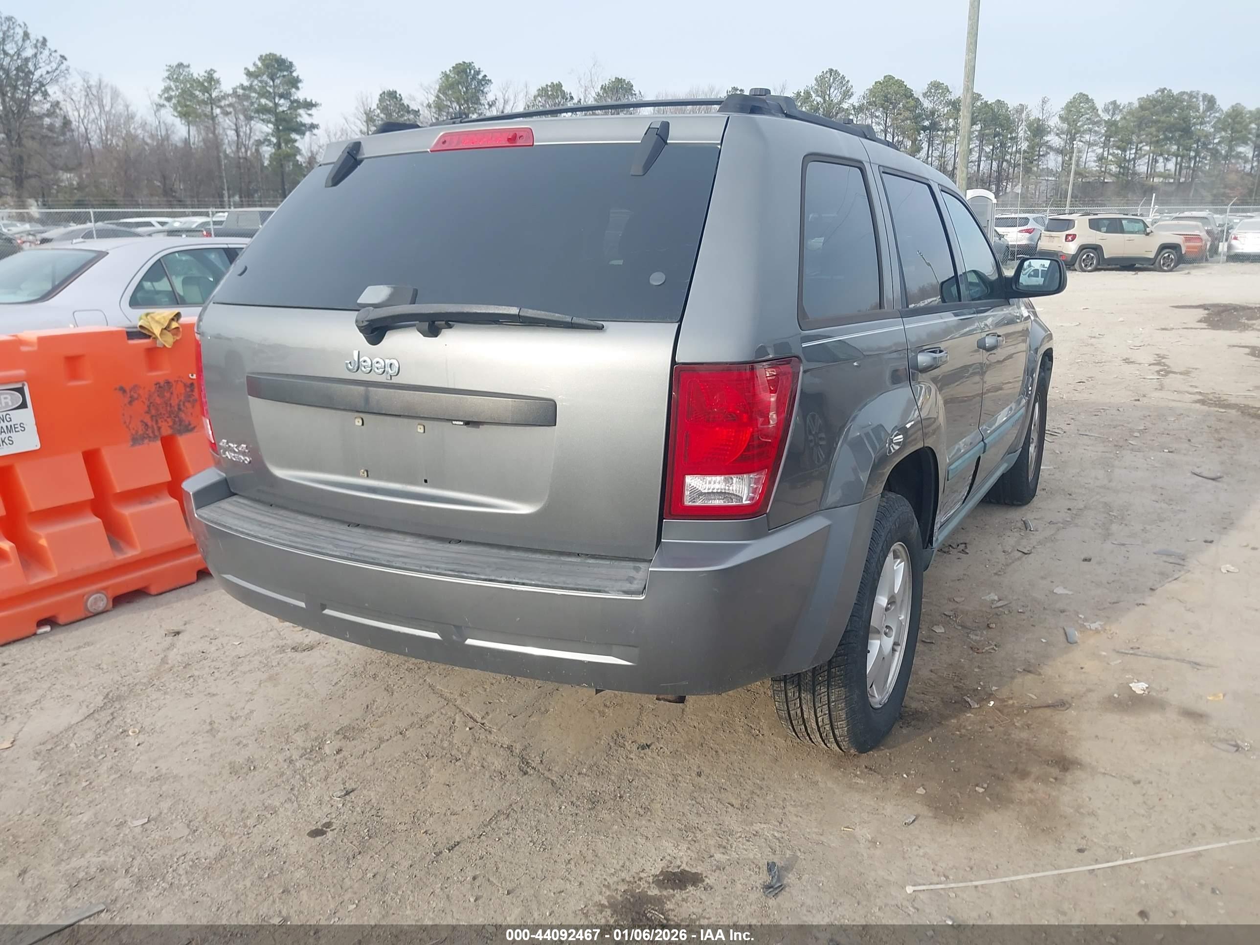 JEEP GRAND image 4