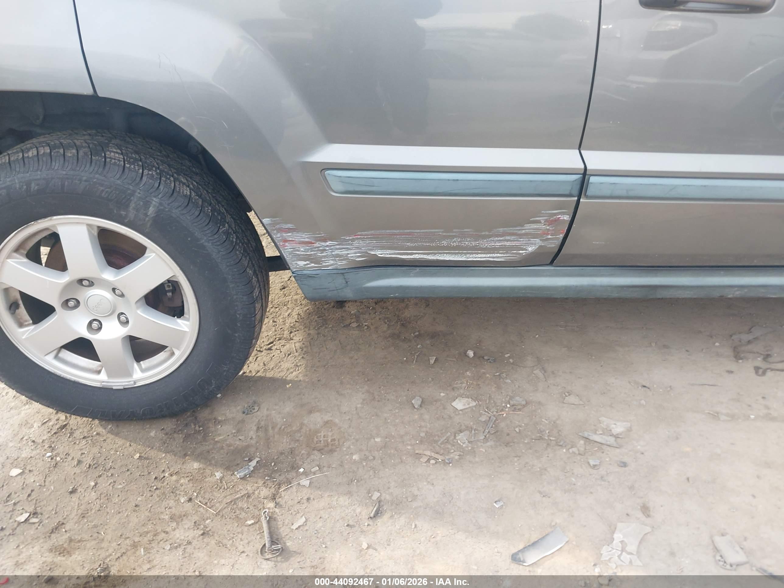 JEEP GRAND image 6