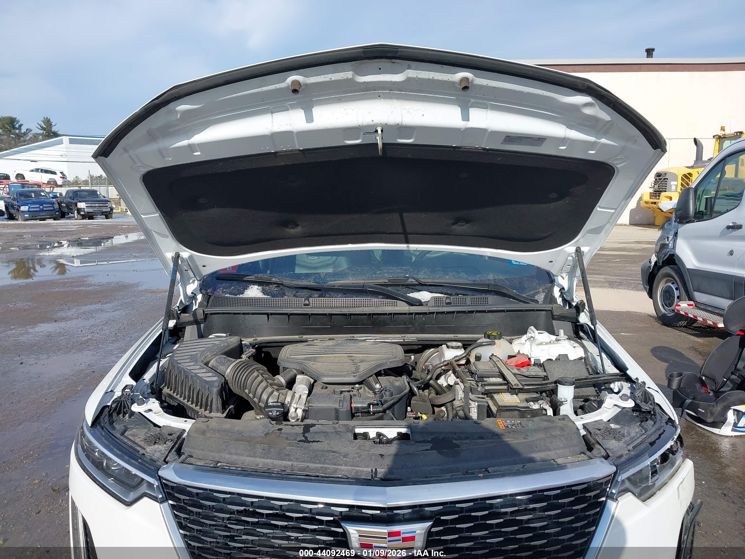 CADILLAC XT6 image 10