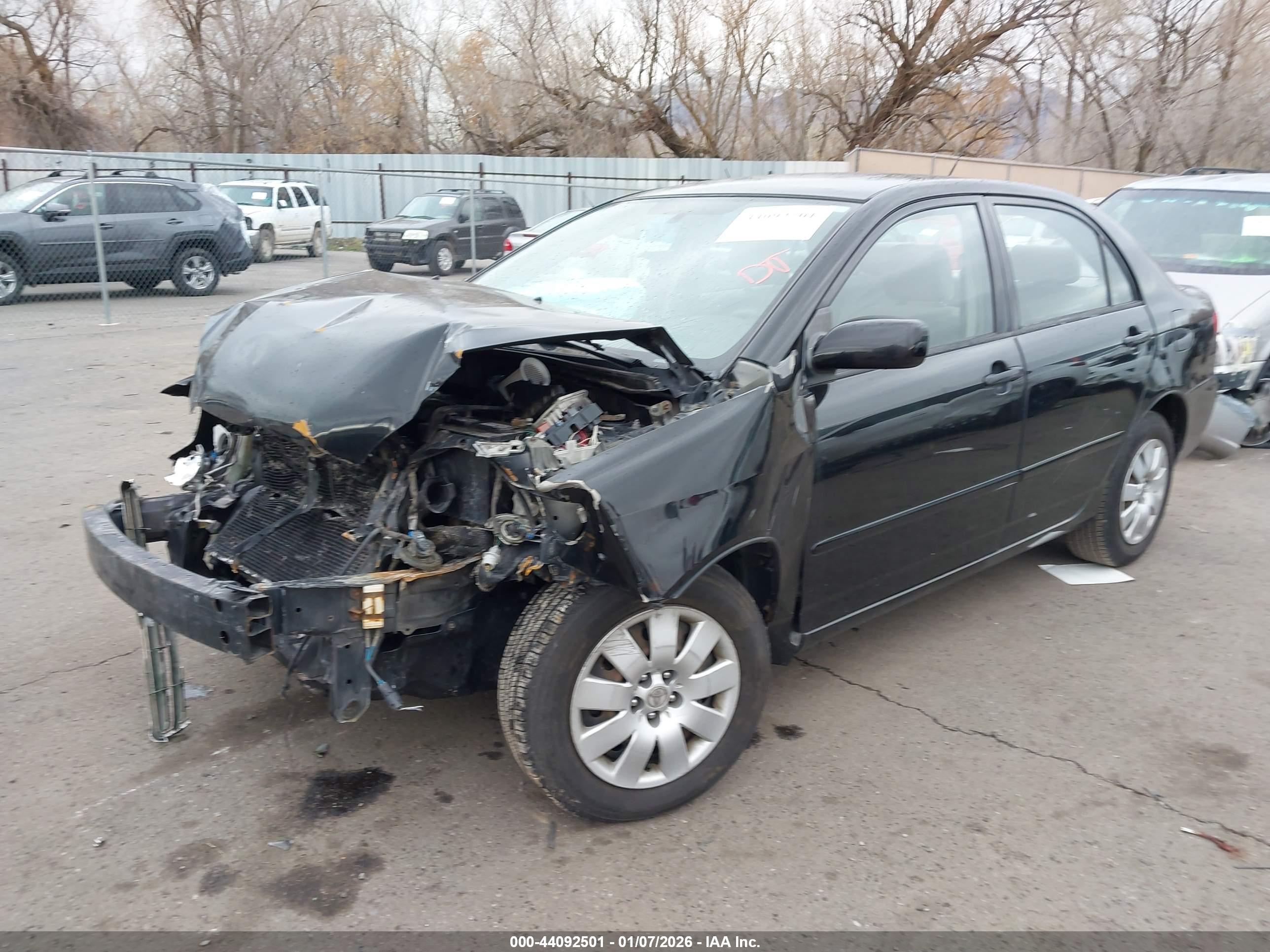 TOYOTA COROLLA image 2