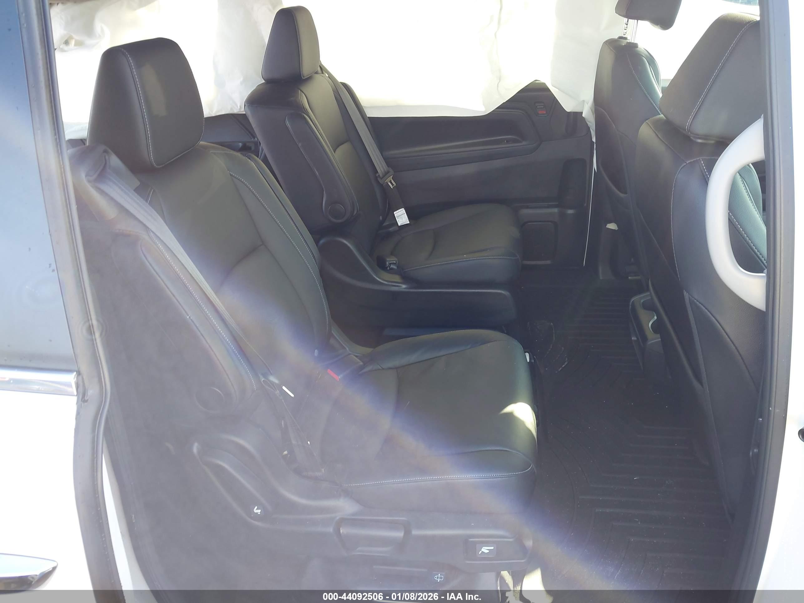 HONDA ODYSSEY image 8