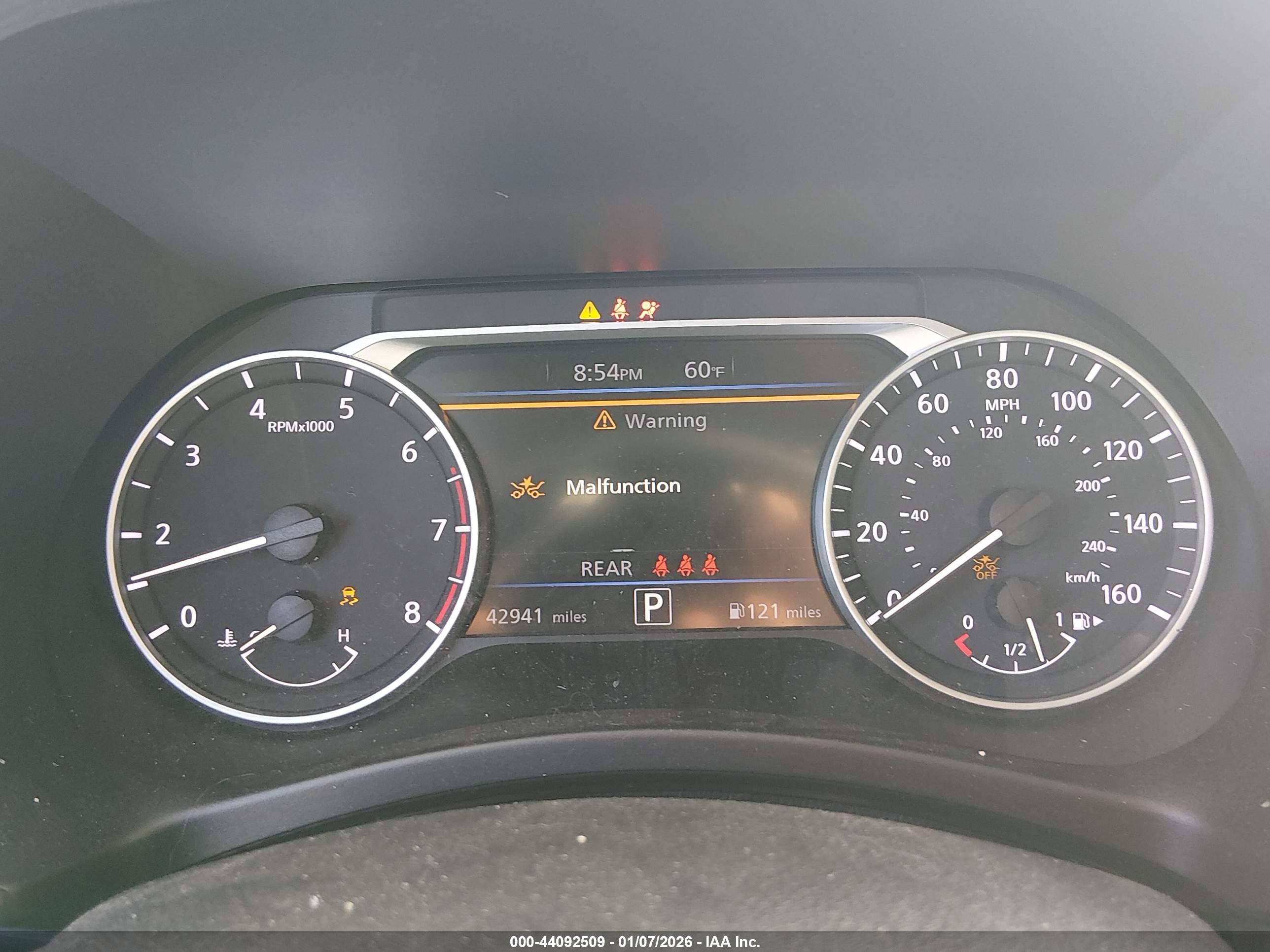 NISSAN SENTRA image 7