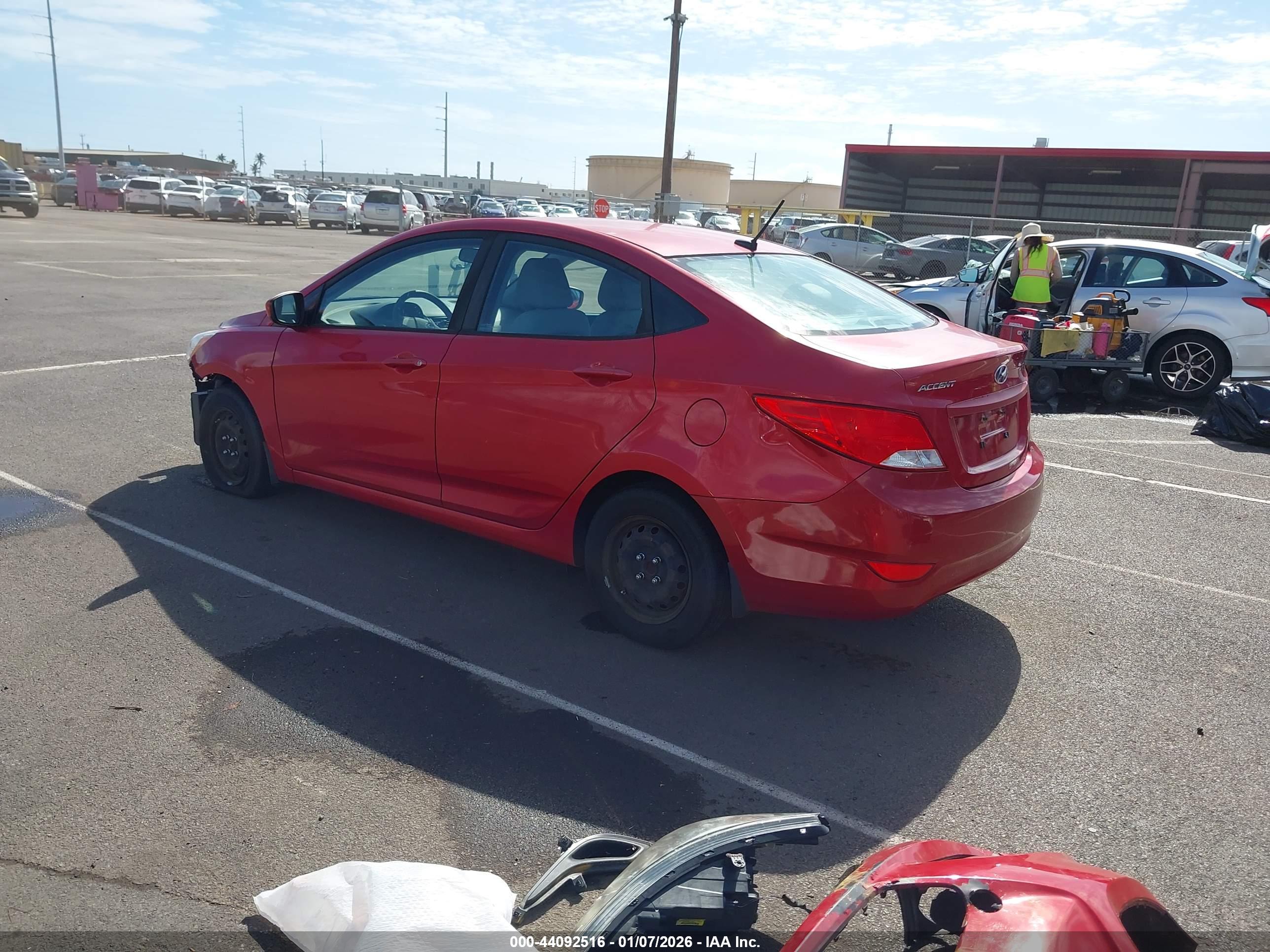 HYUNDAI ACCENT image 3