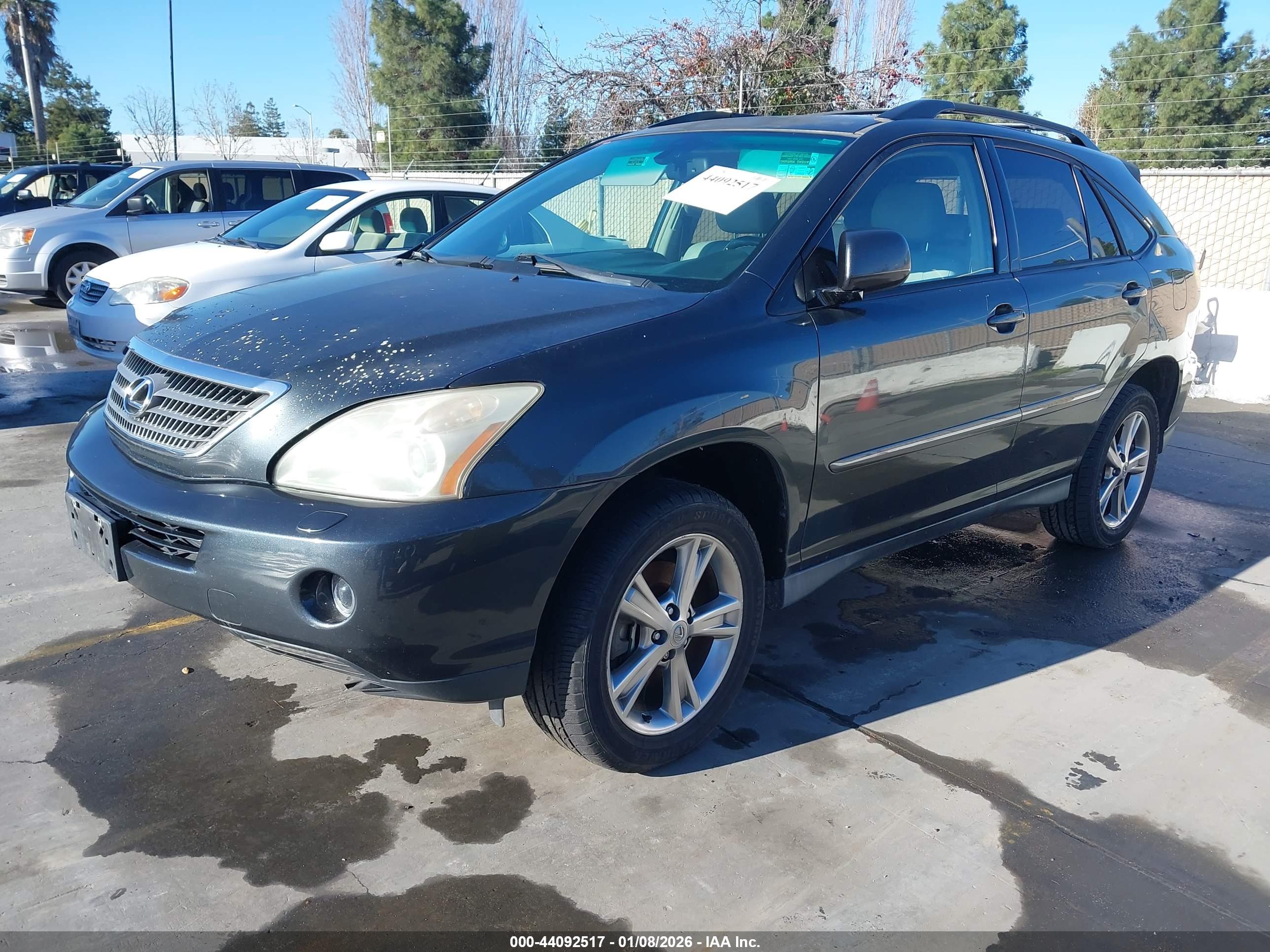 LEXUS RX image 2