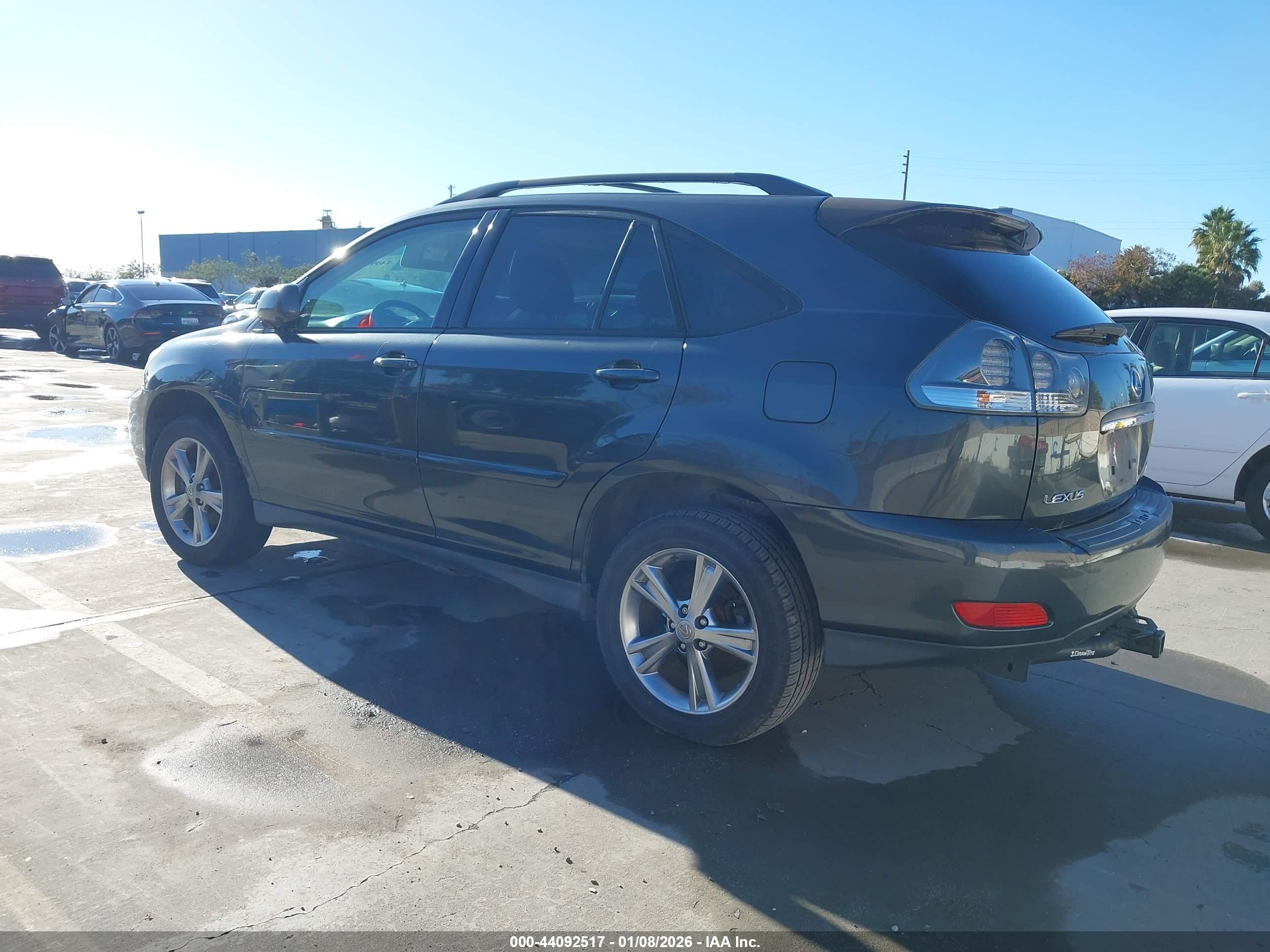 LEXUS RX image 3