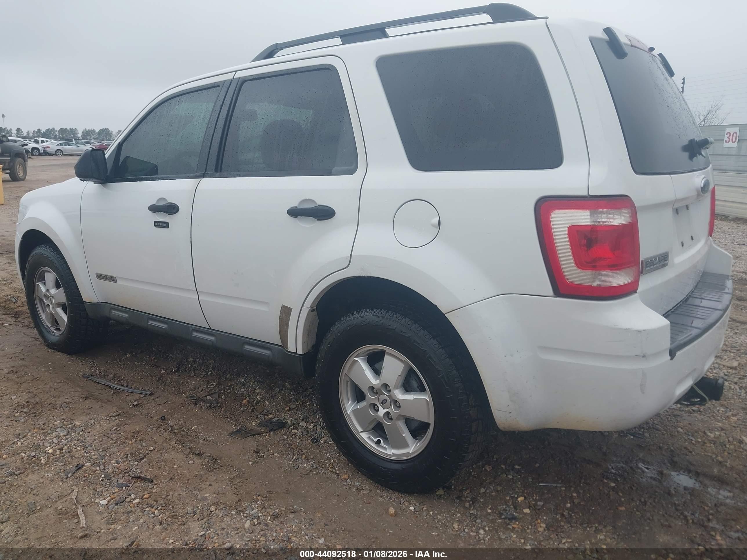FORD ESCAPE image 3