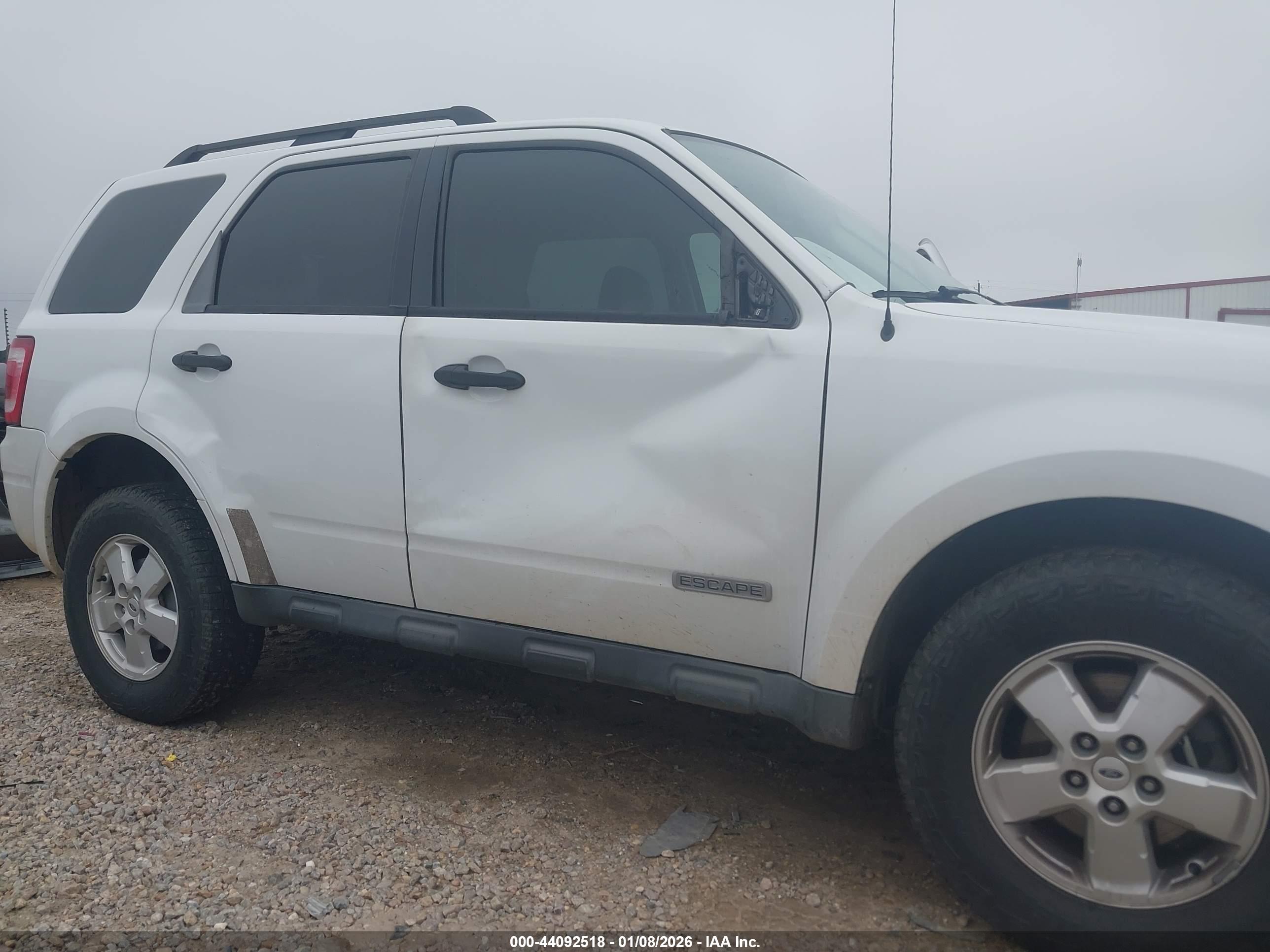 FORD ESCAPE image 6