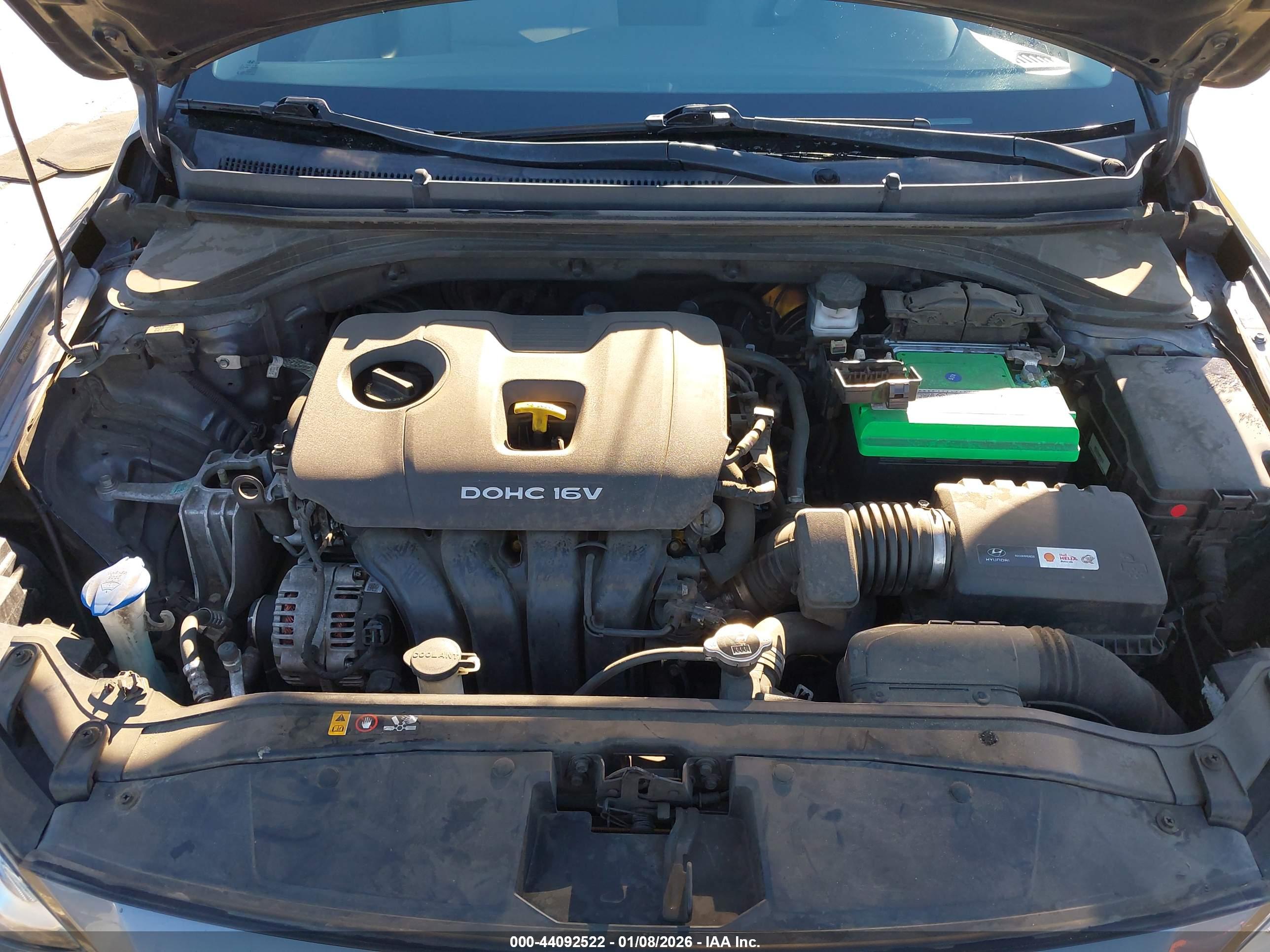 HYUNDAI ELANTRA image 10