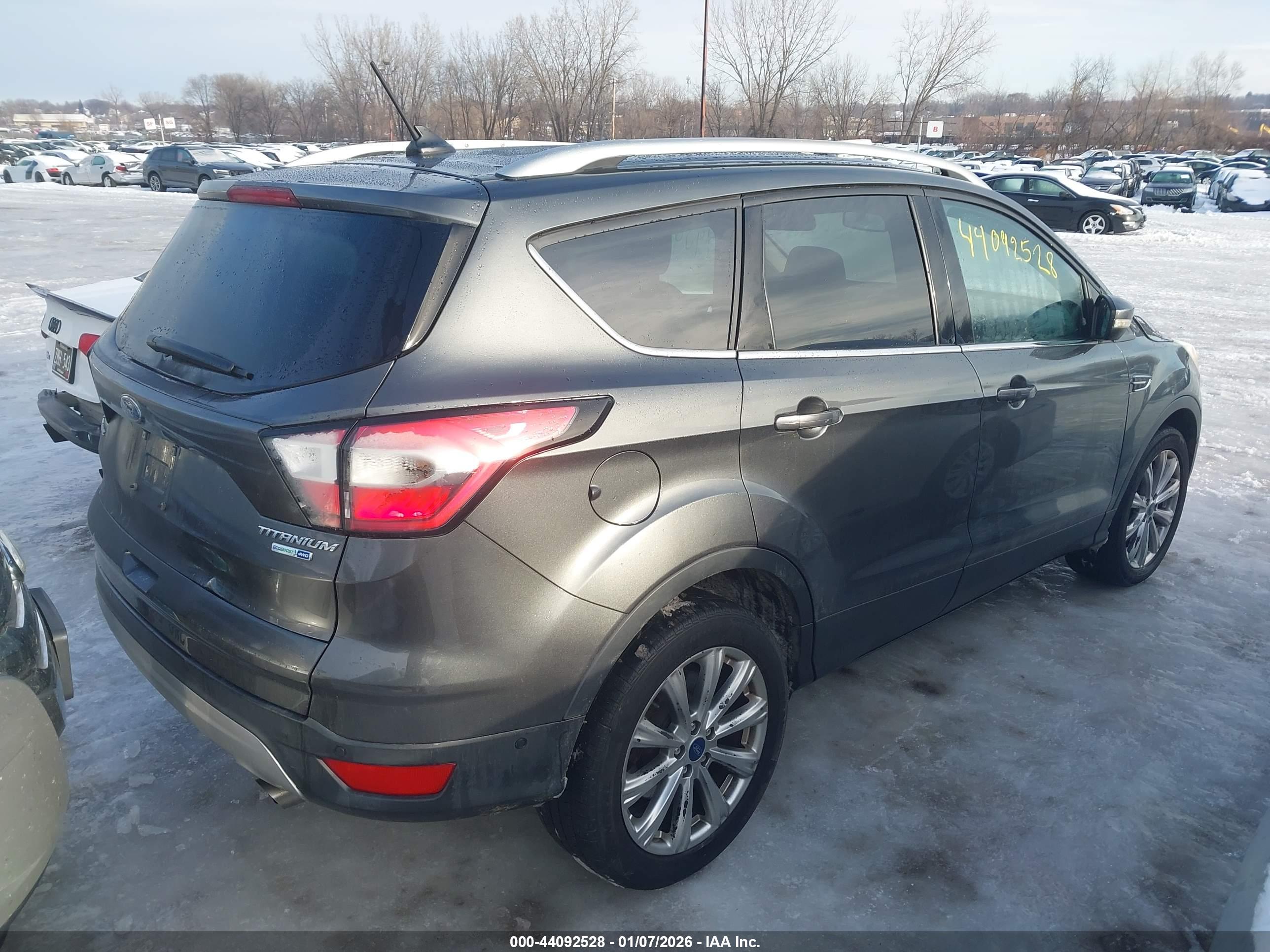 FORD ESCAPE image 4