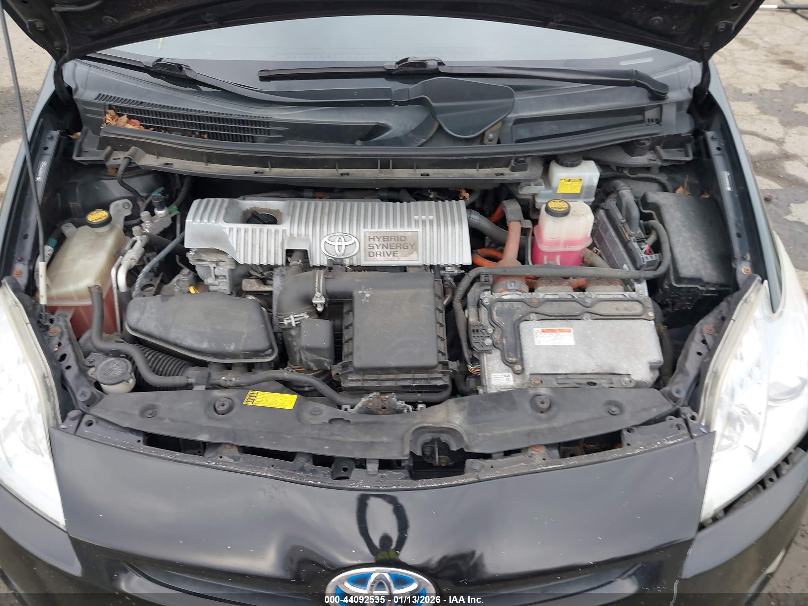 TOYOTA PRIUS image 10