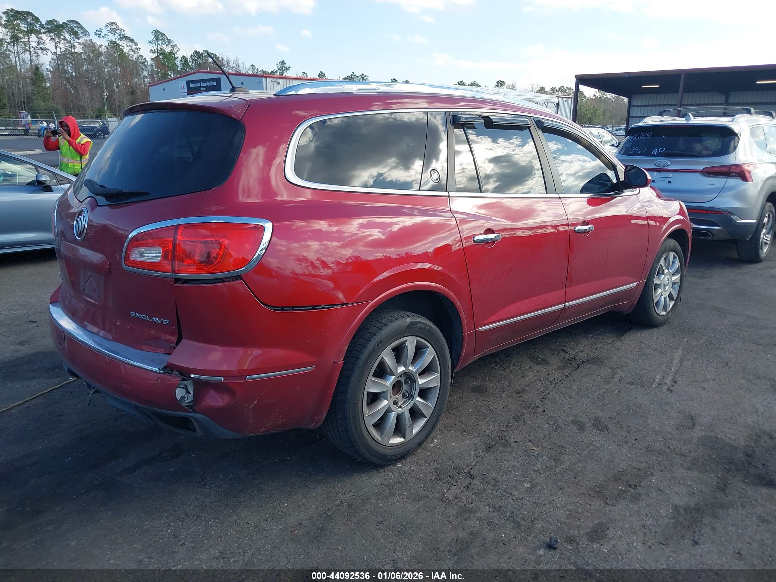 BUICK ENCLAVE image 4