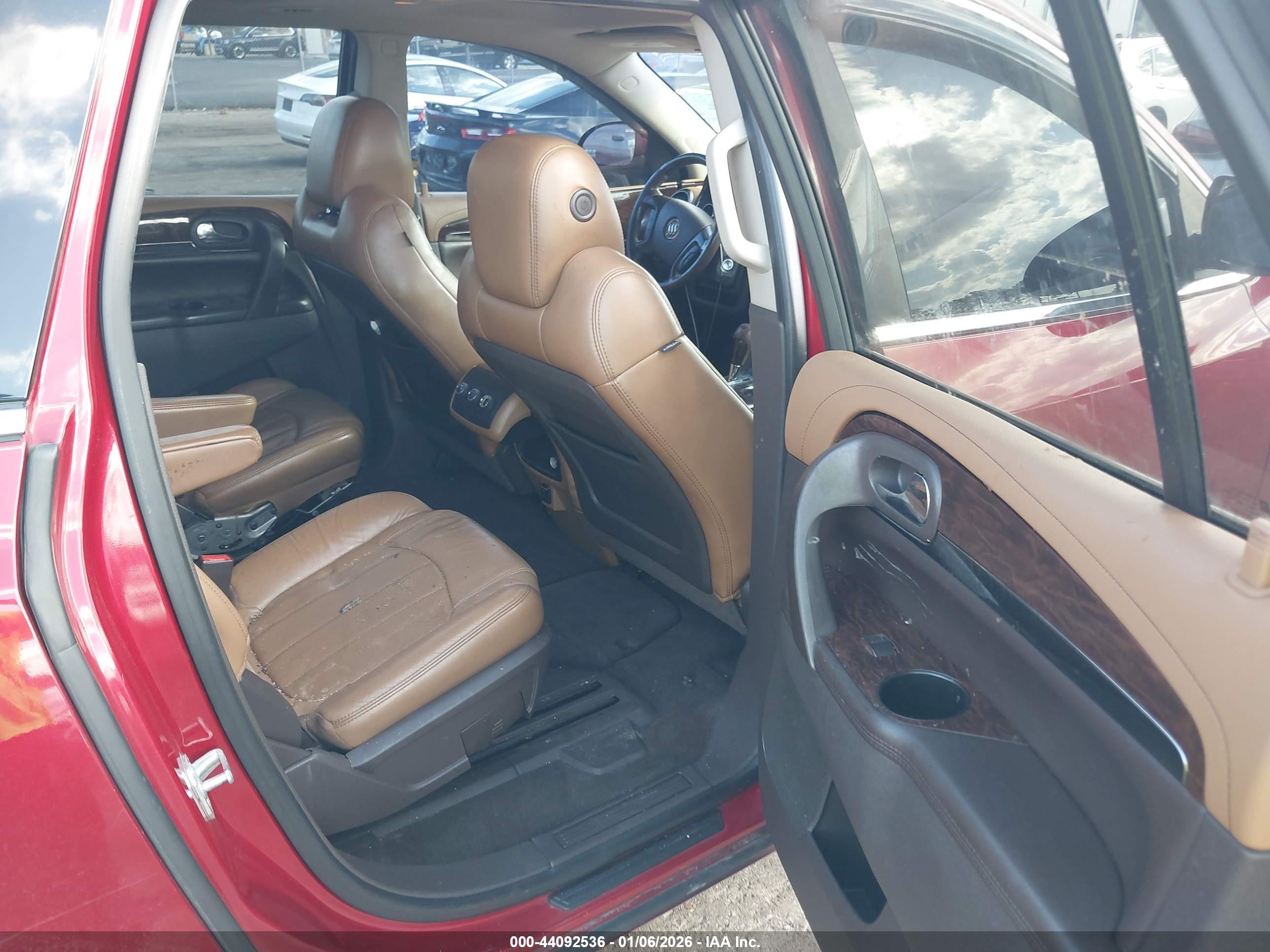 BUICK ENCLAVE image 8