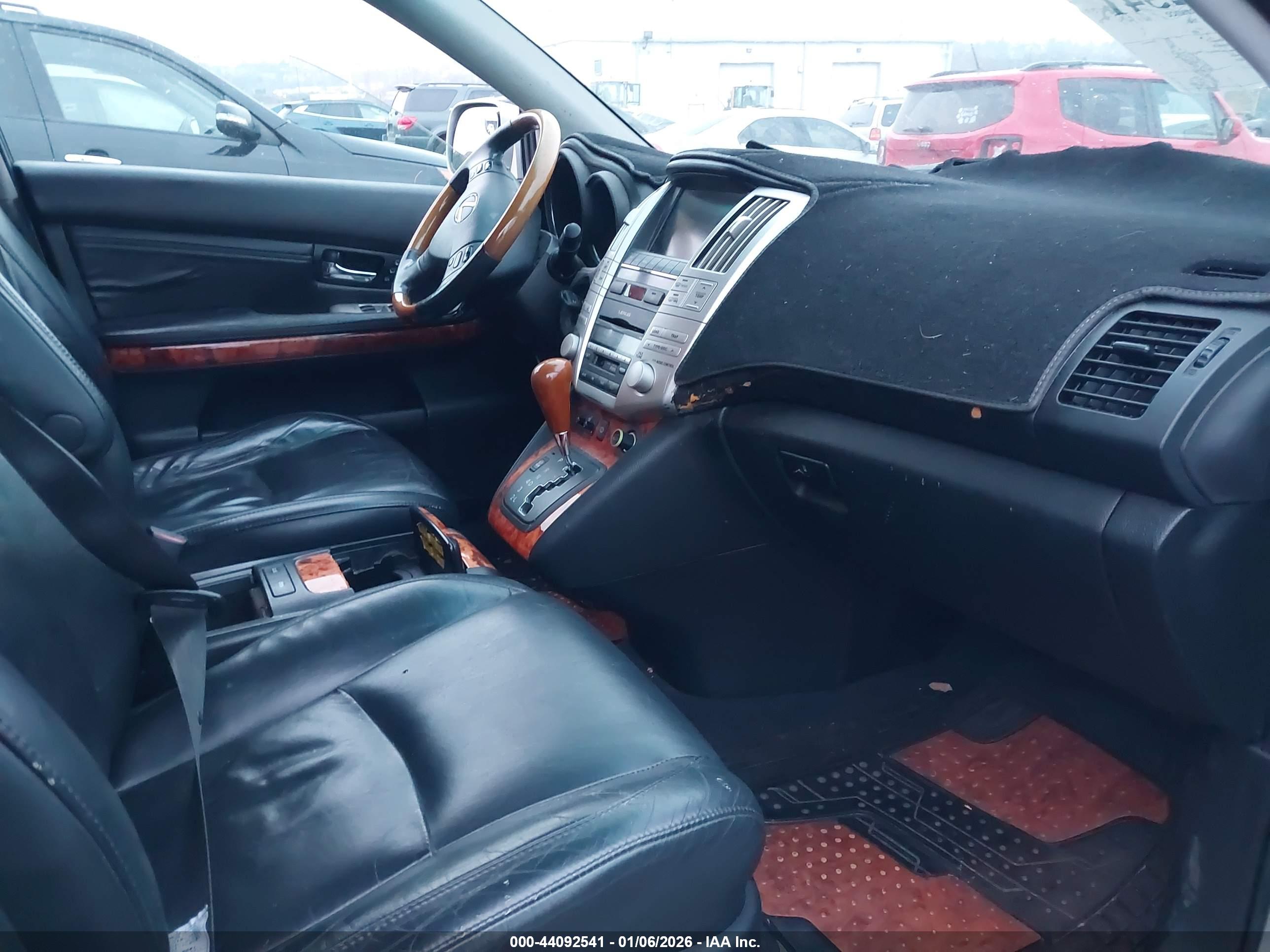 LEXUS RX image 5