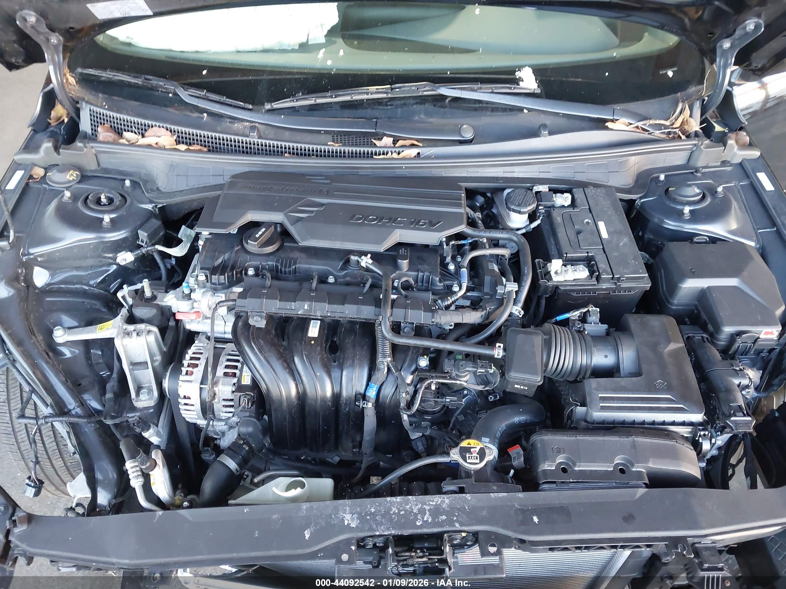 HYUNDAI ELANTRA image 10