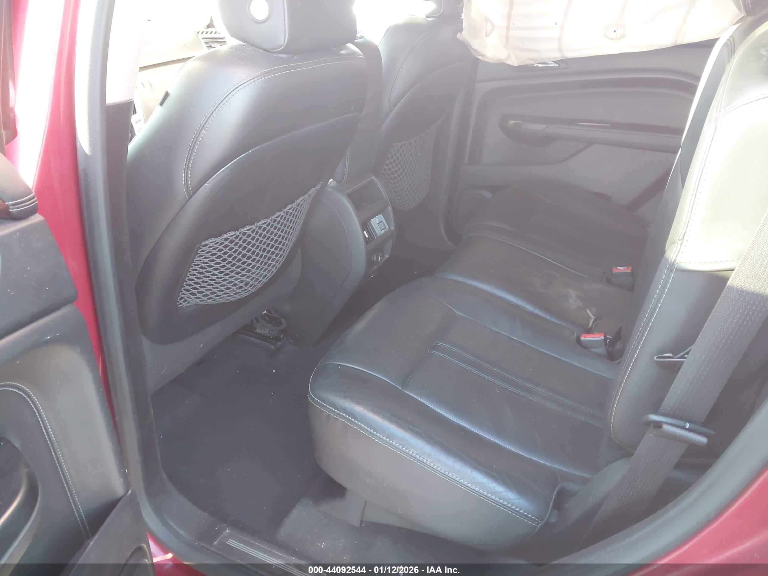 CADILLAC SRX image 8